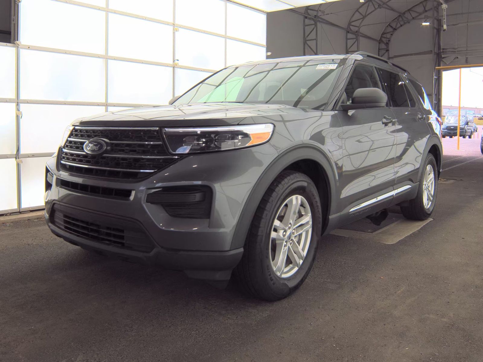 FORD EXPLORER - 1