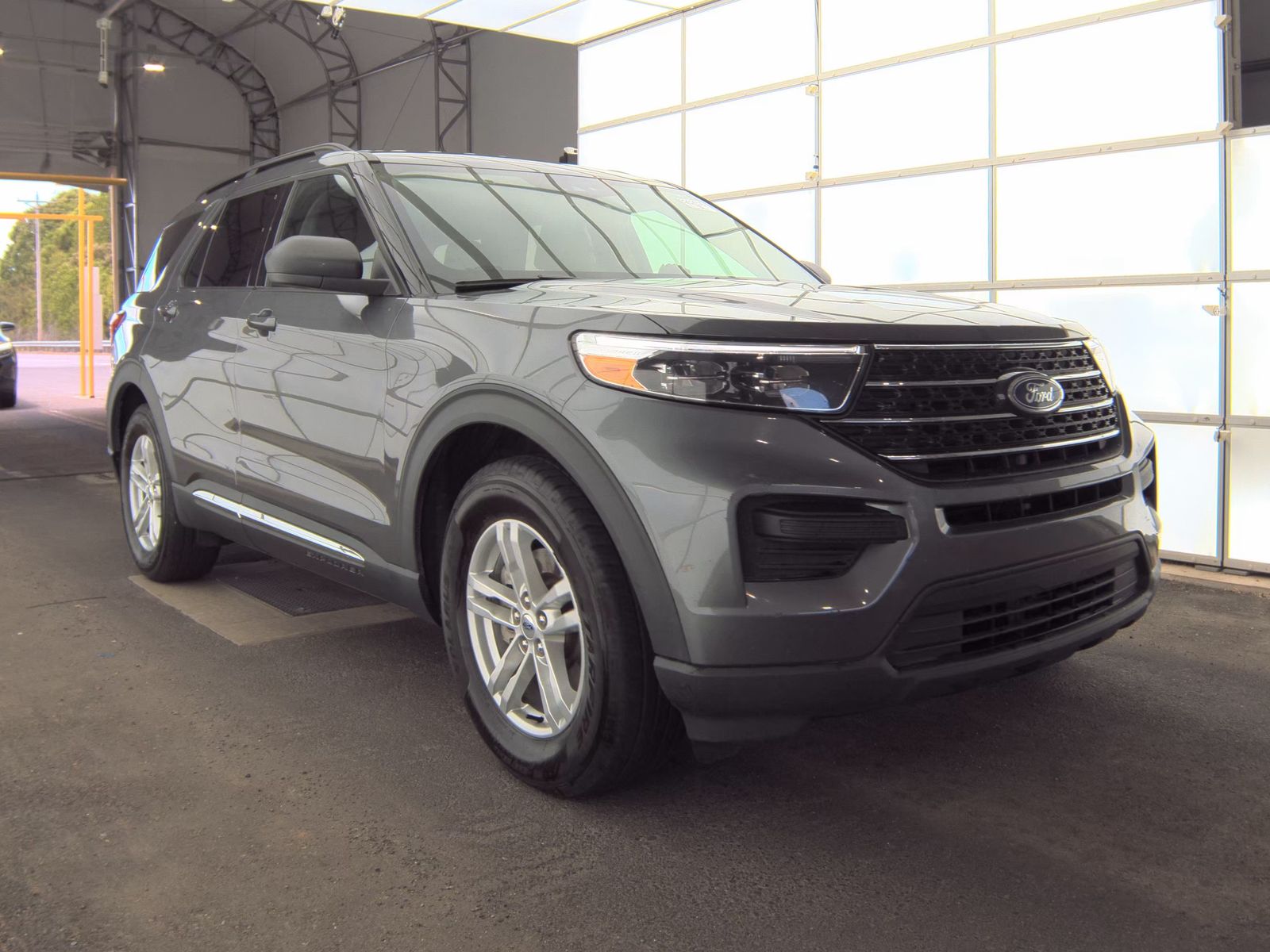 FORD EXPLORER - 5
