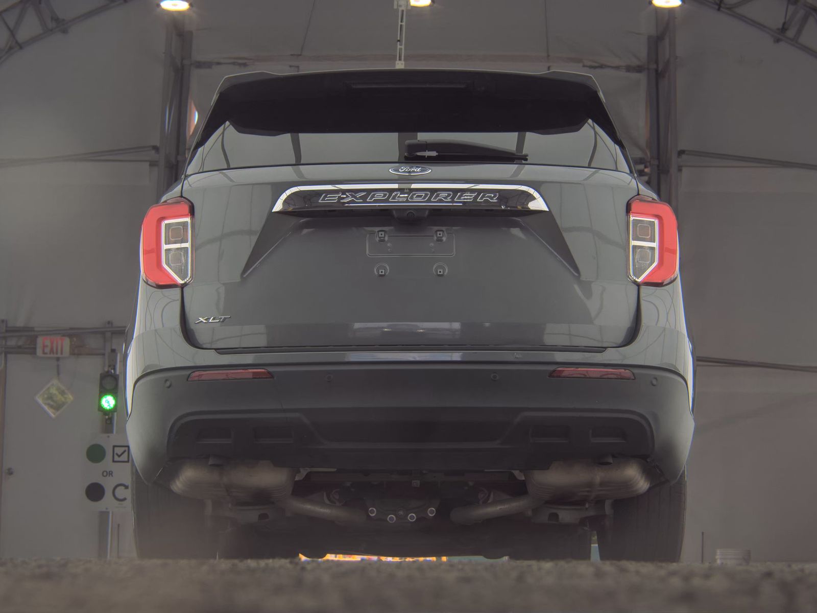 FORD EXPLORER - 8
