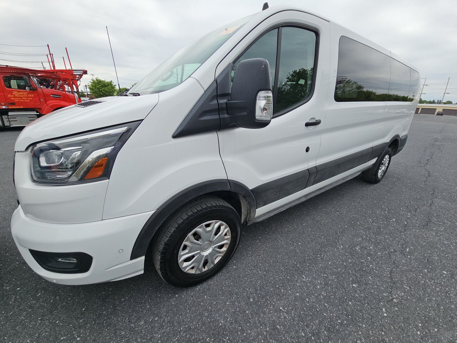 2023 Ford Transit 350 XL Low Roof Sliding Pass. 148's photo