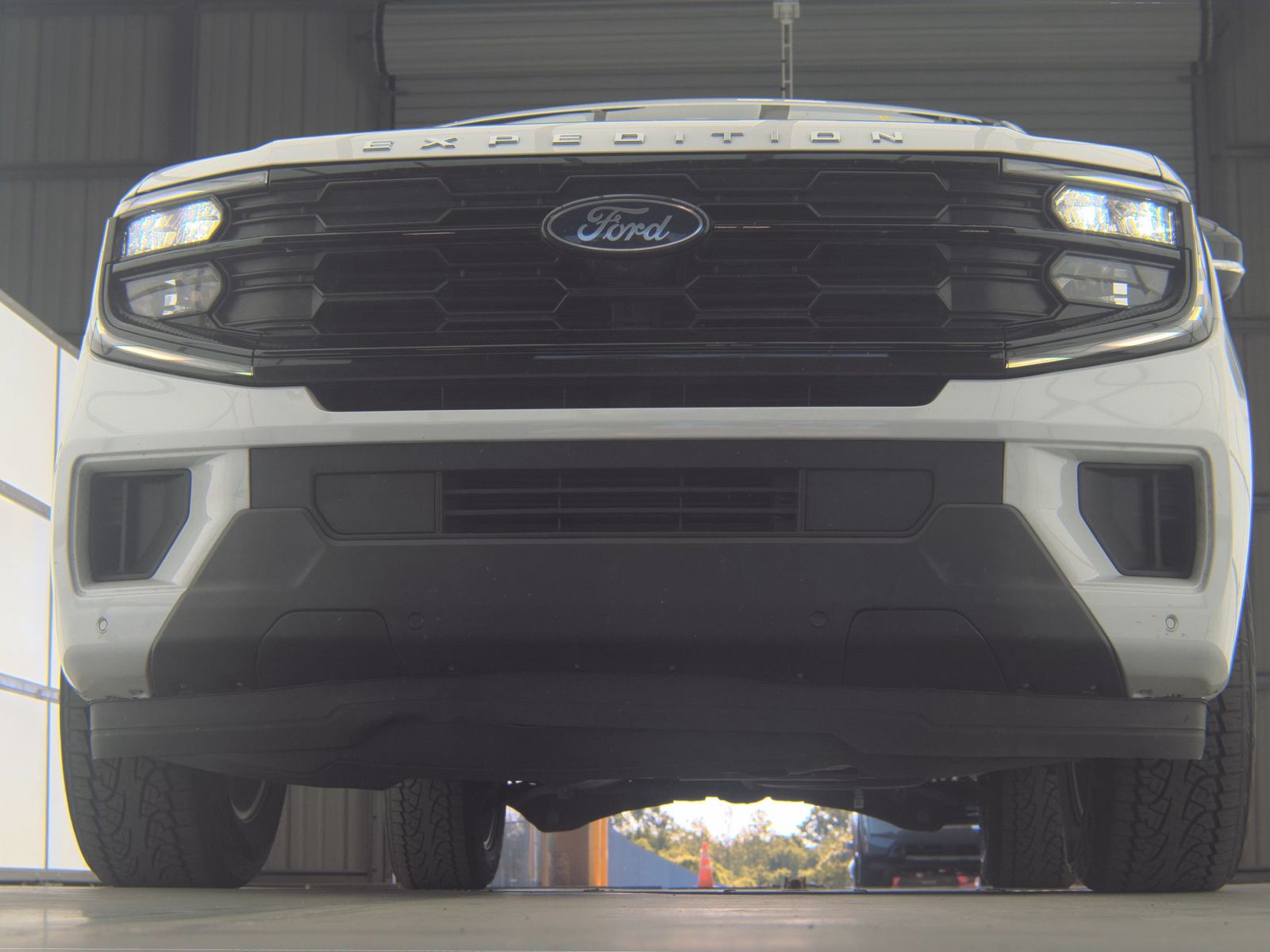 FORD EXPEDITION - 4