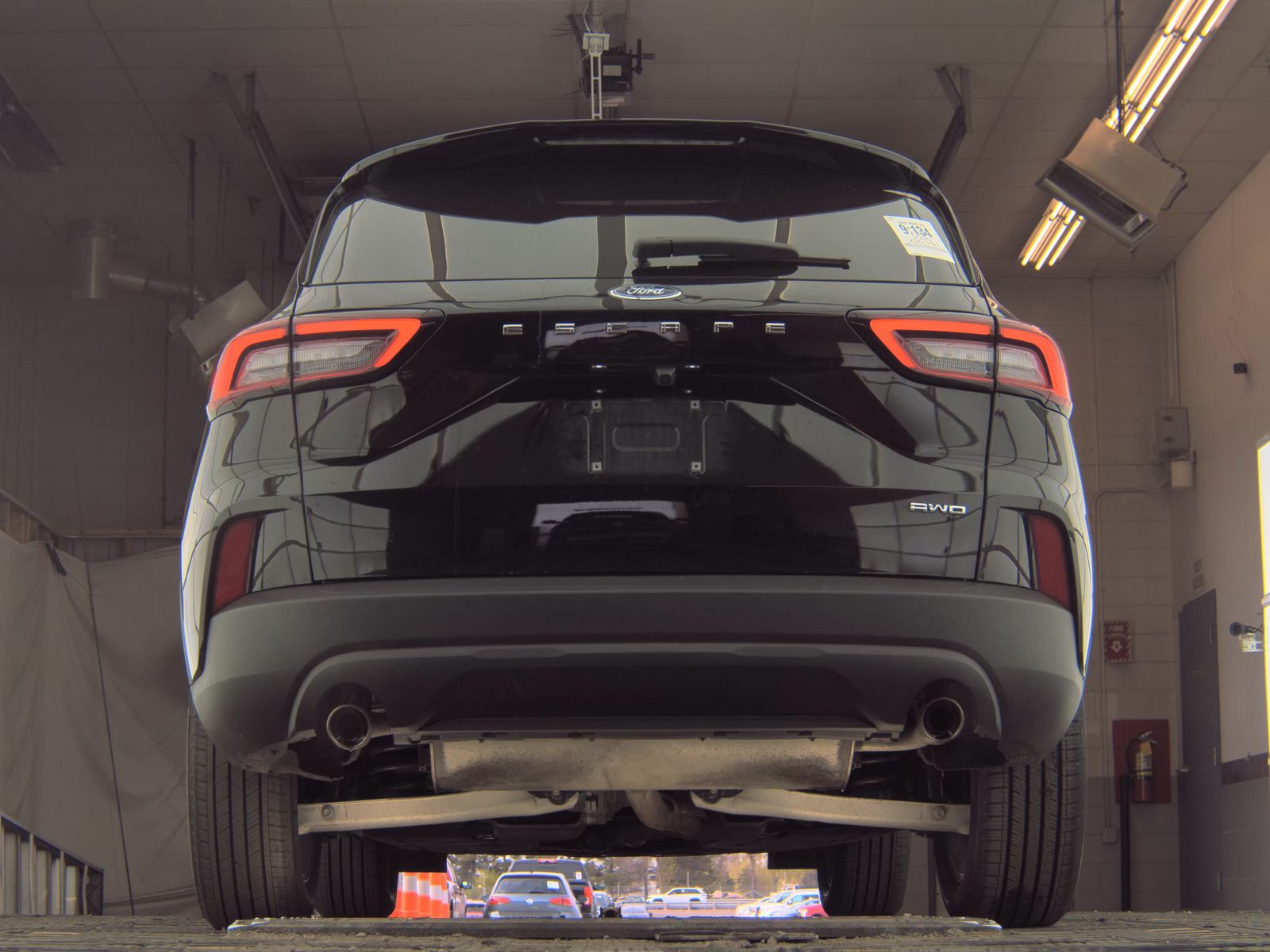 FORD ESCAPE - 8