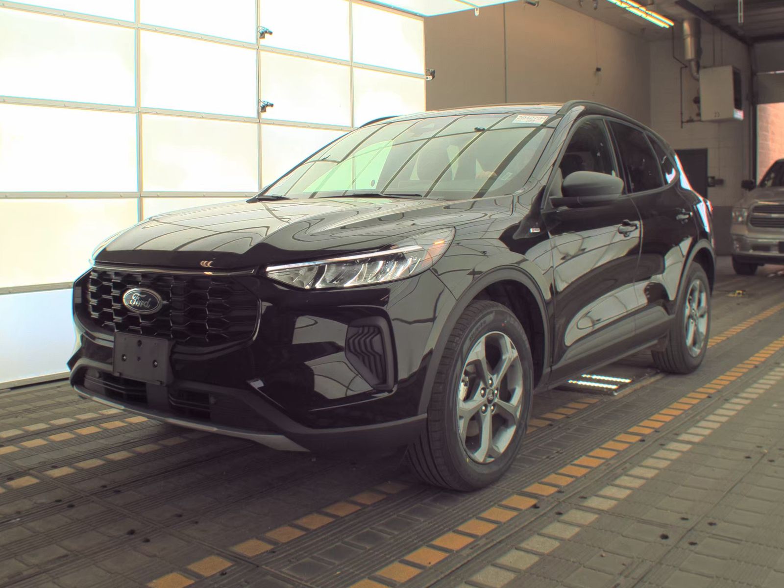 FORD ESCAPE - 1