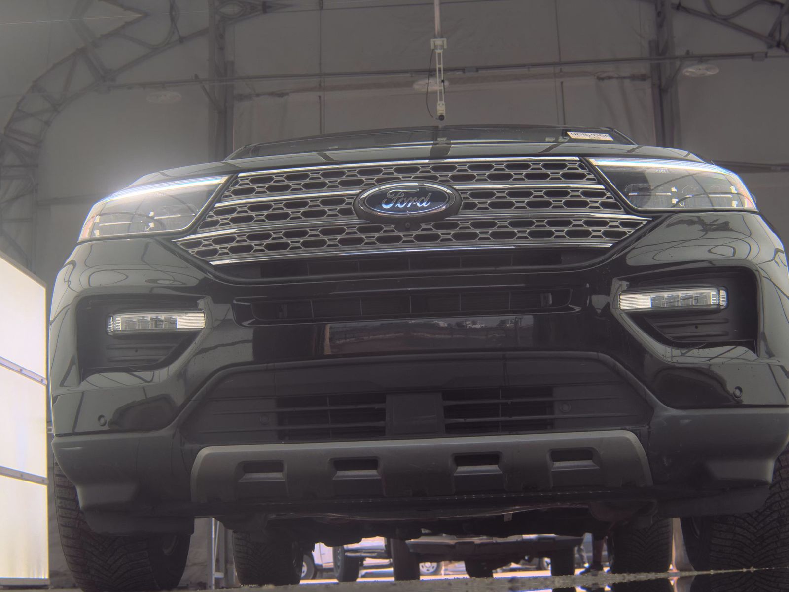 FORD EXPLORER - 4