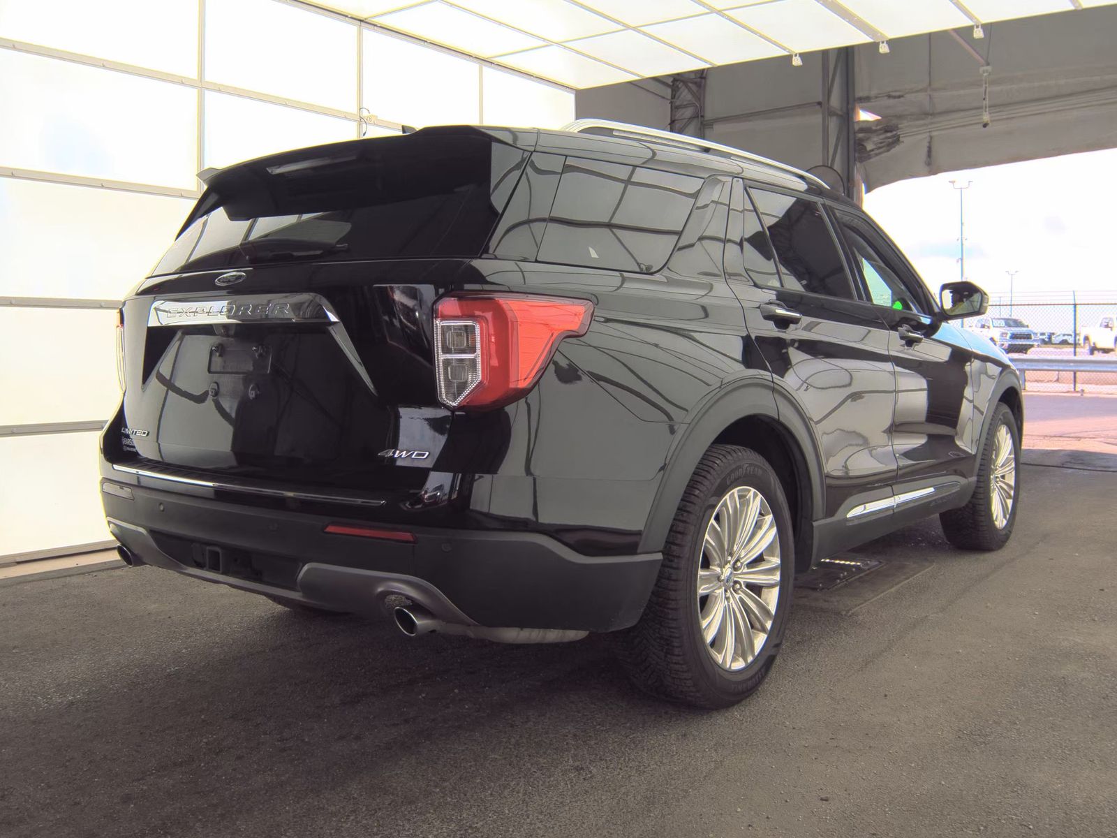 FORD EXPLORER - 6
