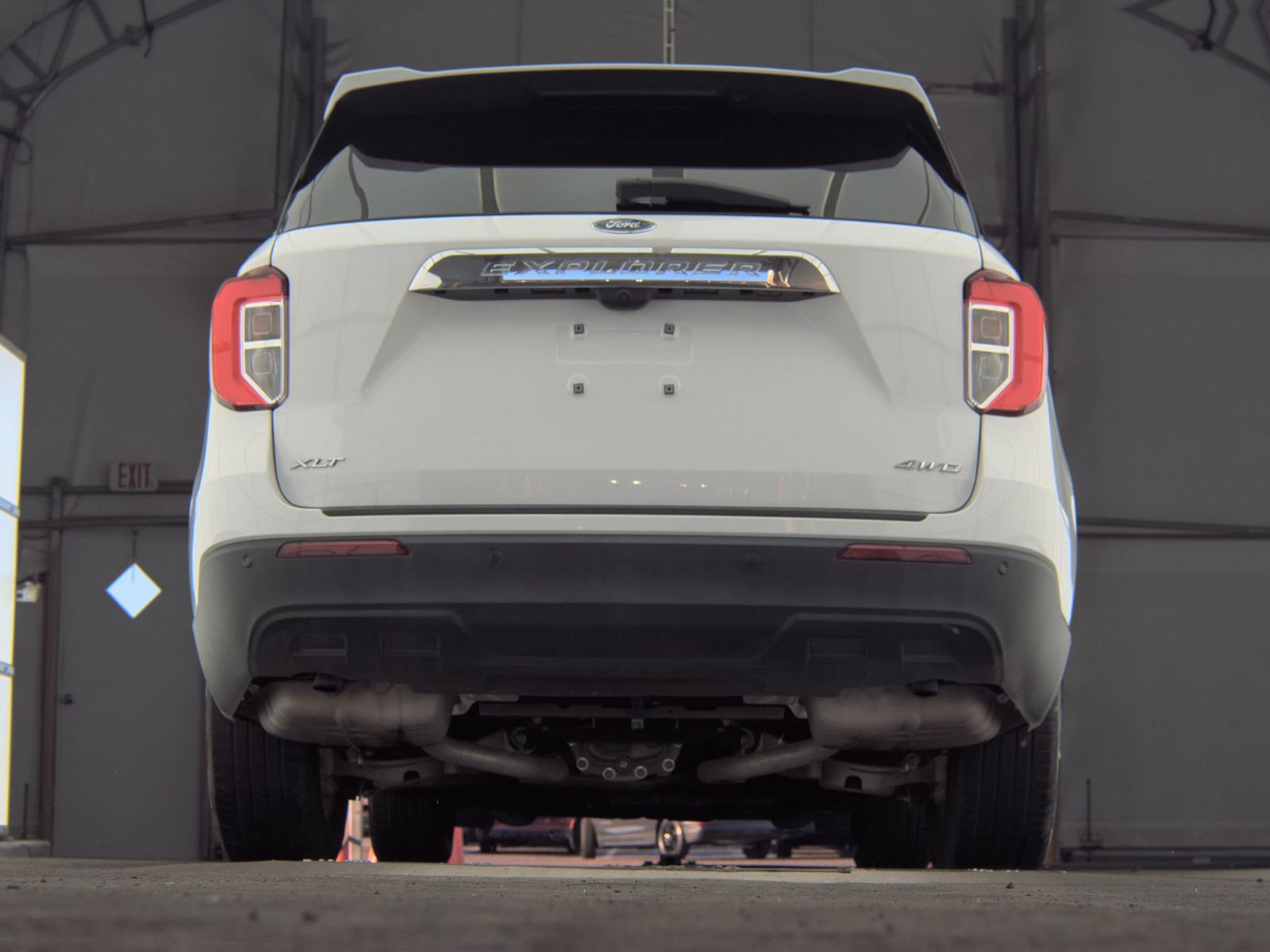 FORD EXPLORER - 8
