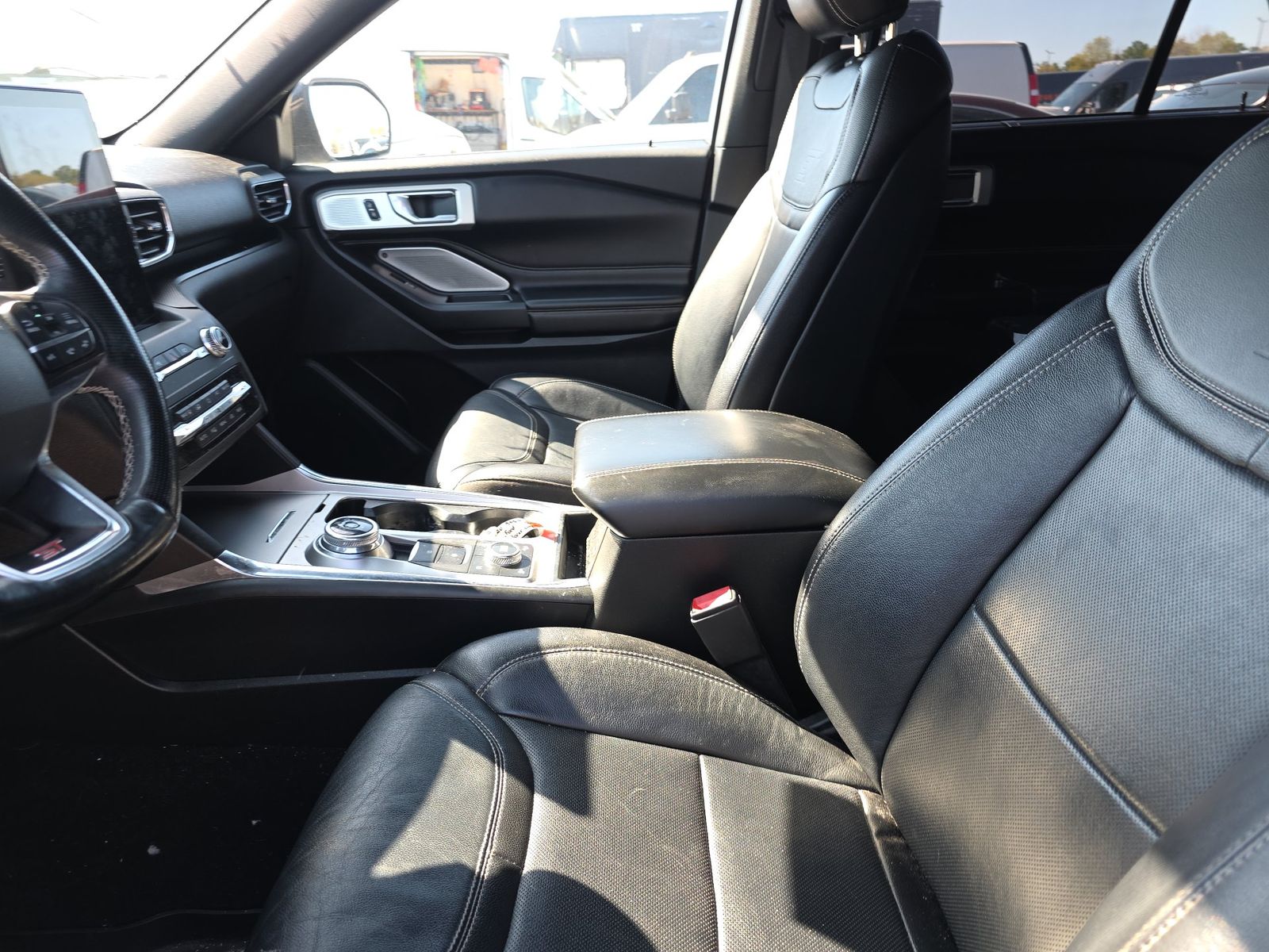 FORD EXPLORER - 8