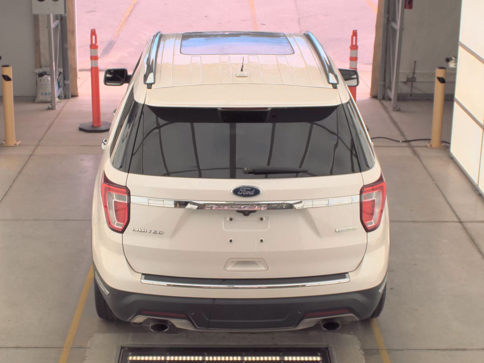 FORD EXPLORER - 7