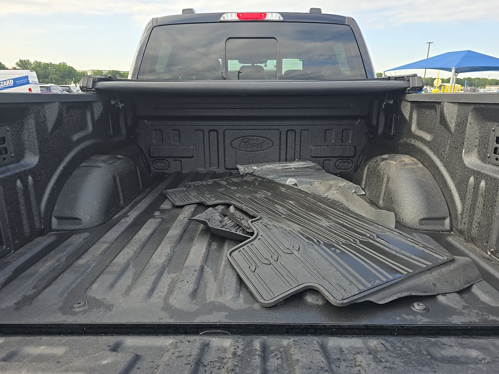 2025 Ford F-150 Lariat AWD
