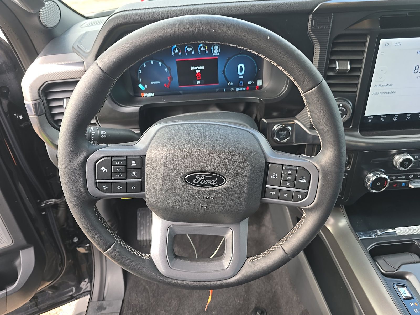 2025 Ford F-150 Lariat AWD