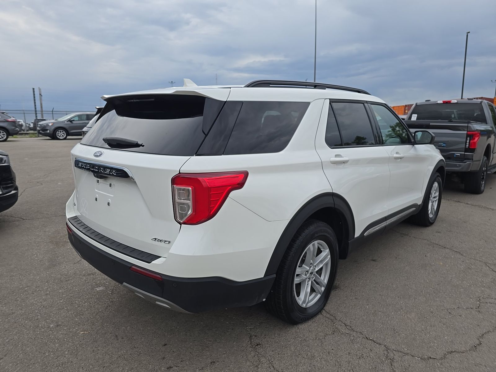 FORD EXPLORER - 5