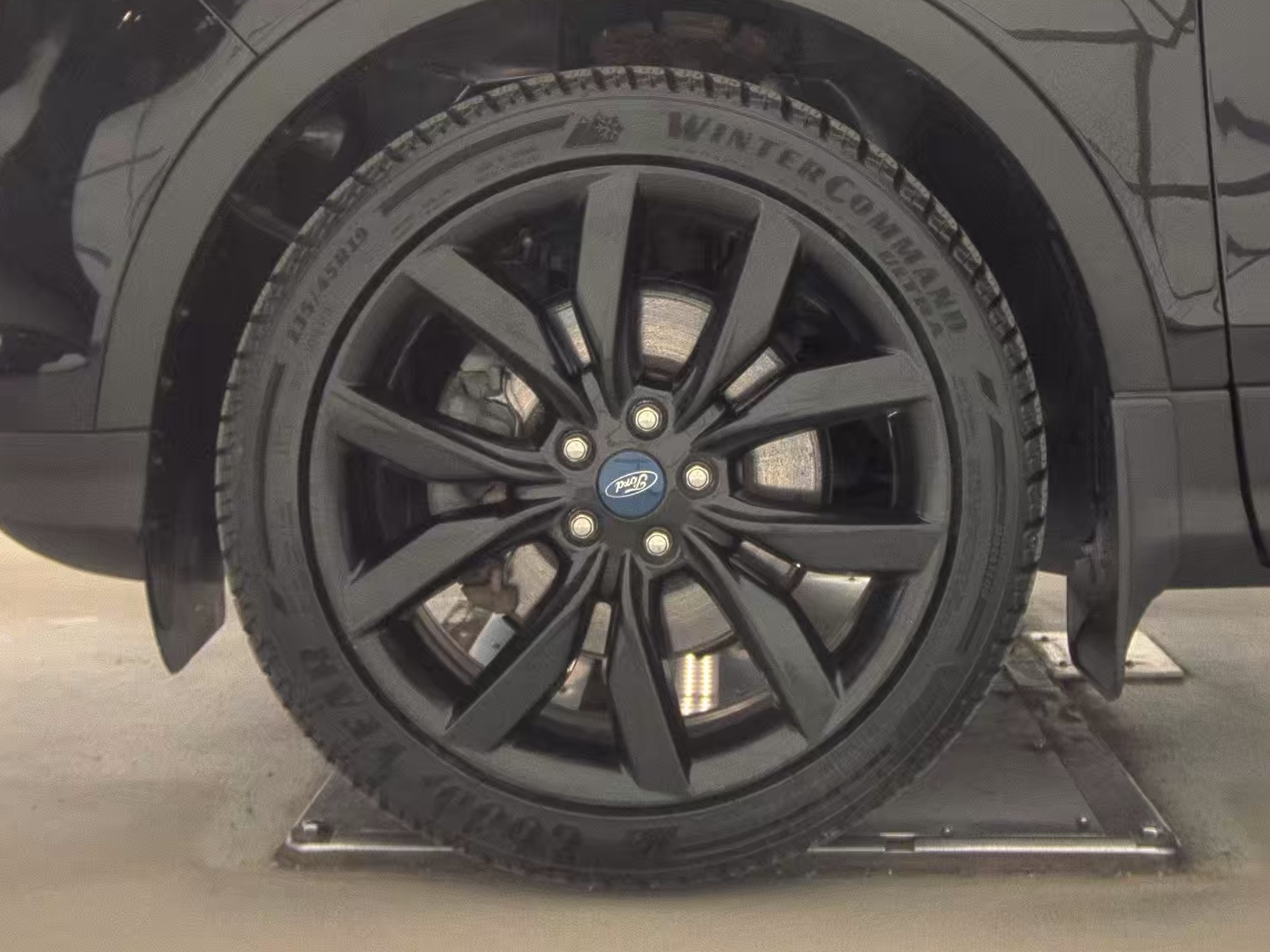 FORD ESCAPE - 10