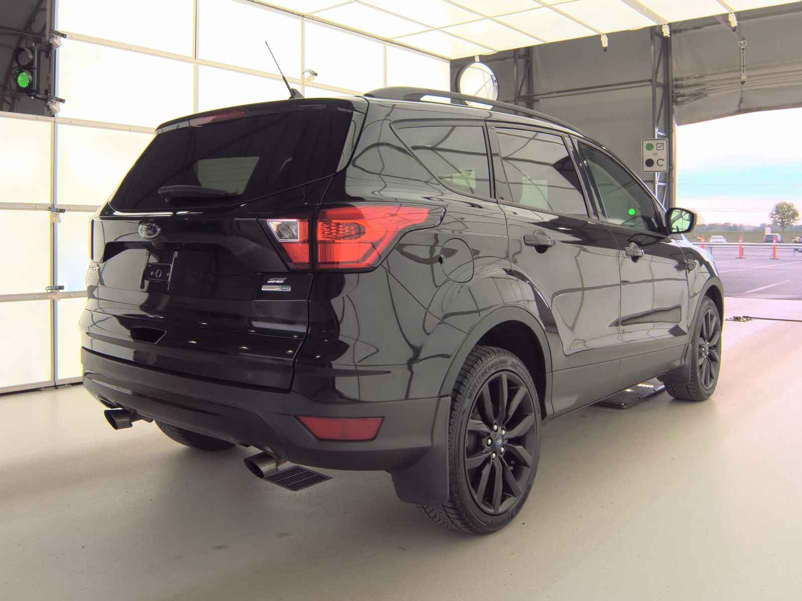 FORD ESCAPE - 6