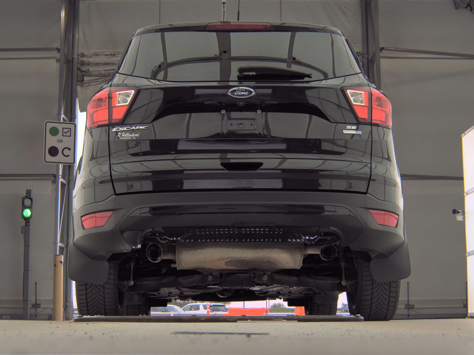 FORD ESCAPE - 8