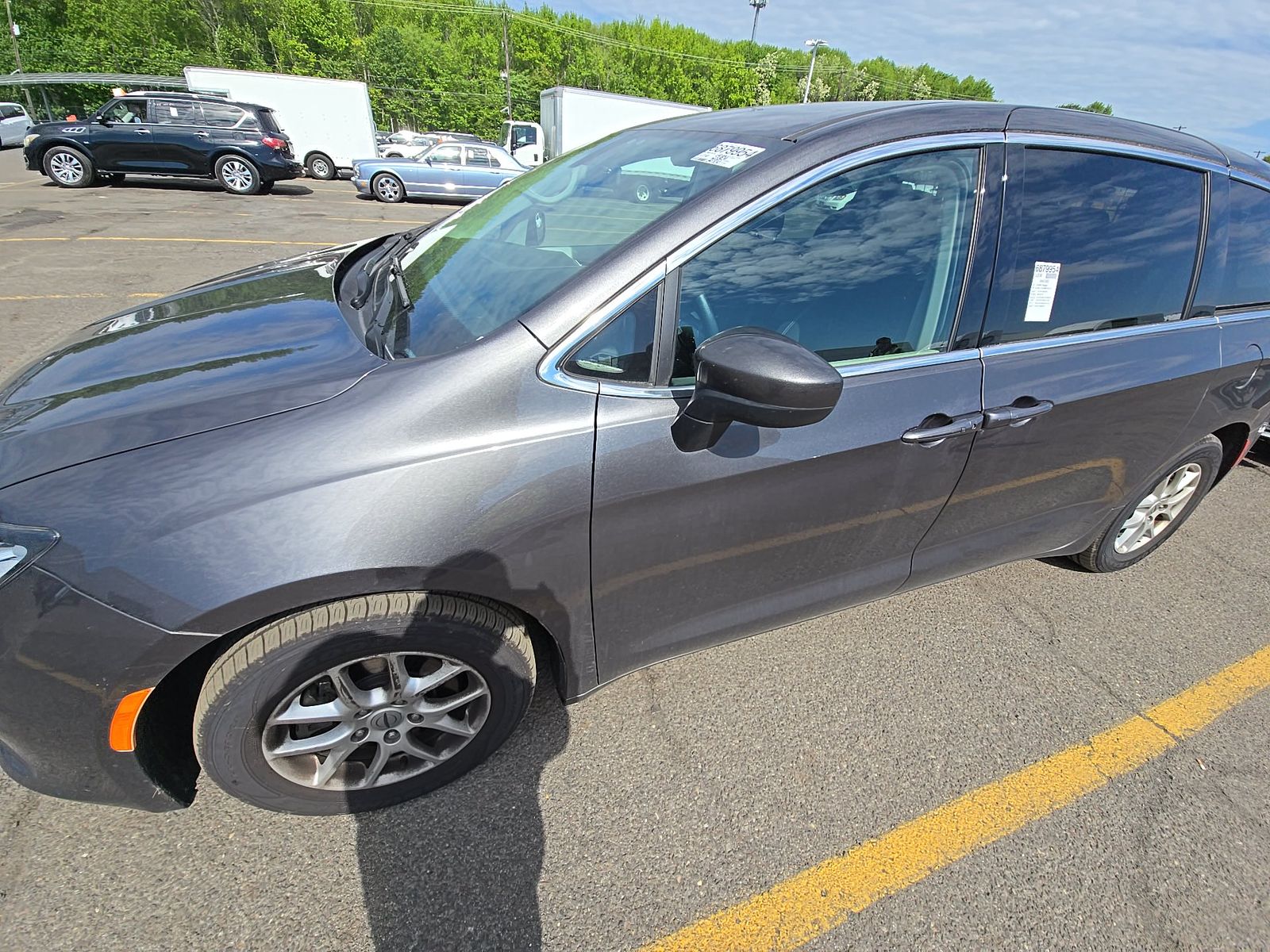 CHRYSLER VOYAGER - 1