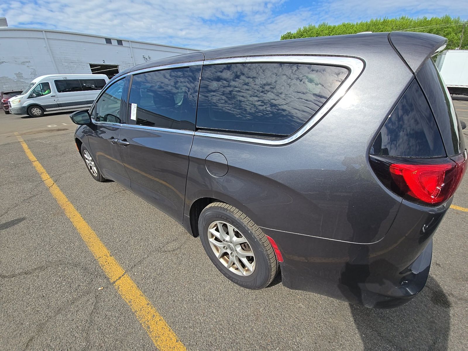 CHRYSLER VOYAGER - 9