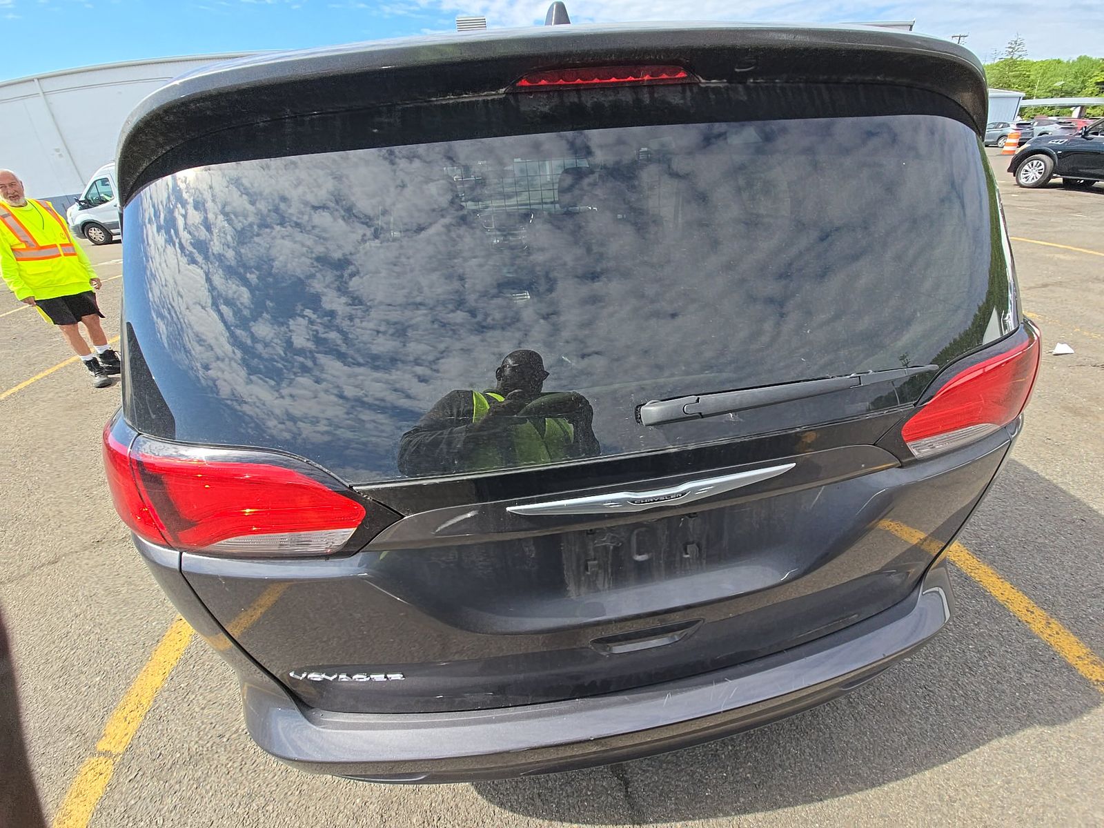CHRYSLER VOYAGER - 7