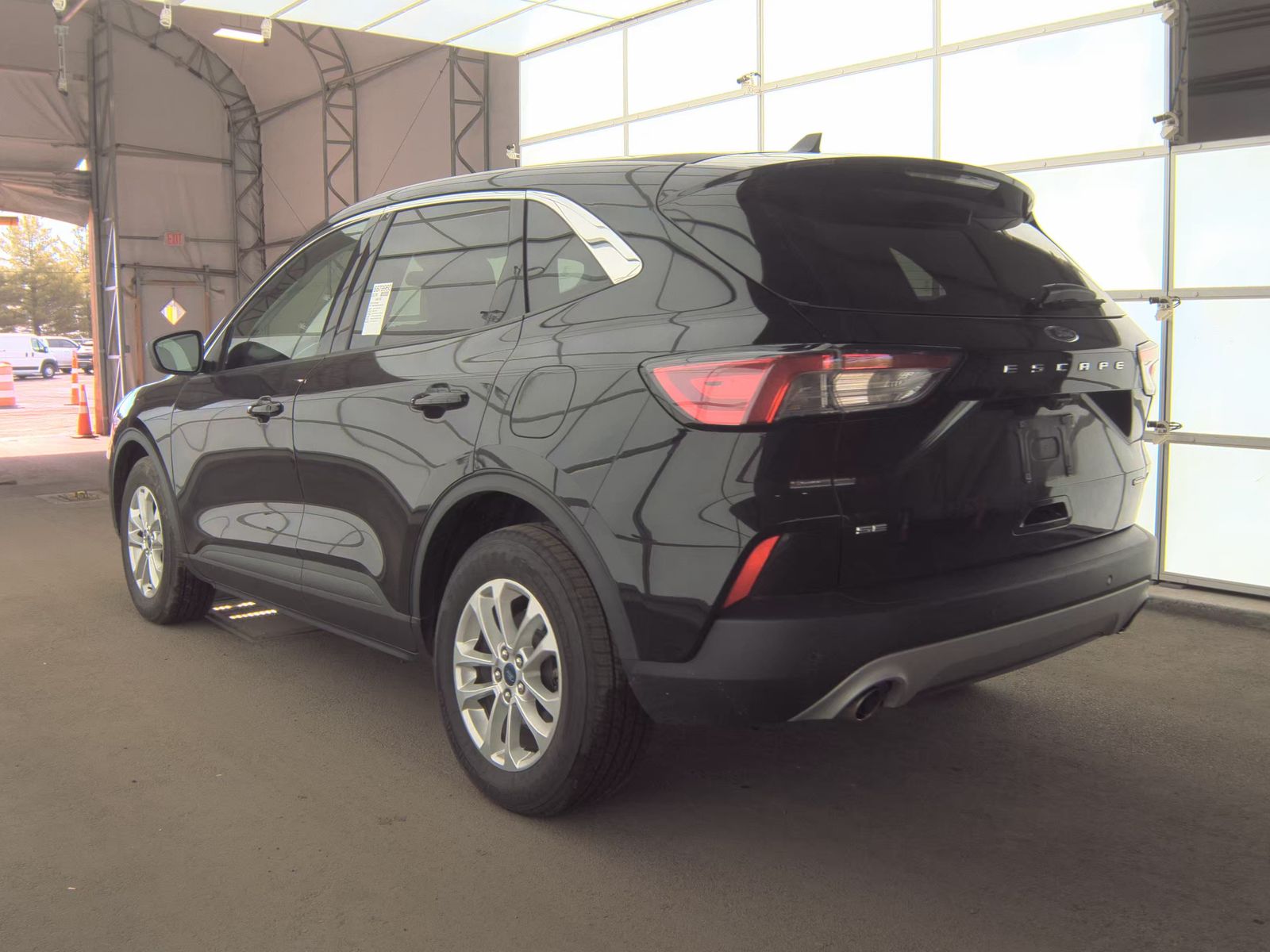 FORD ESCAPE - 9