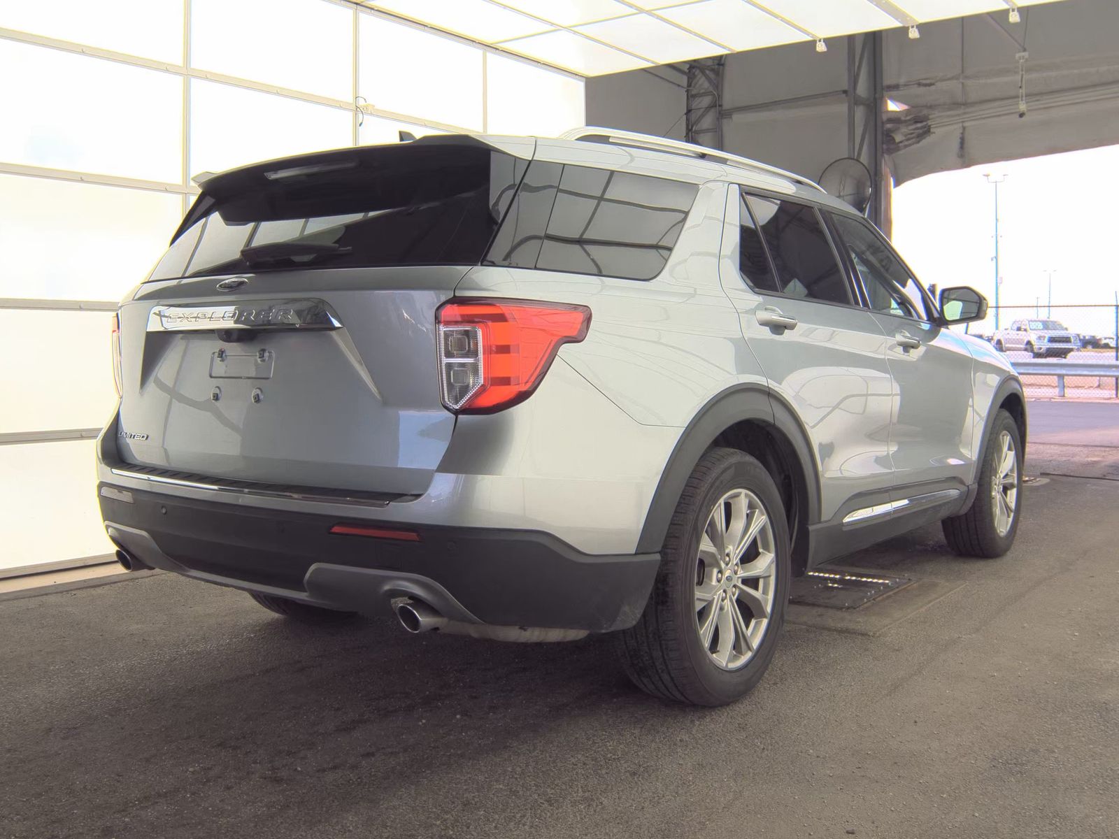 FORD EXPLORER - 6