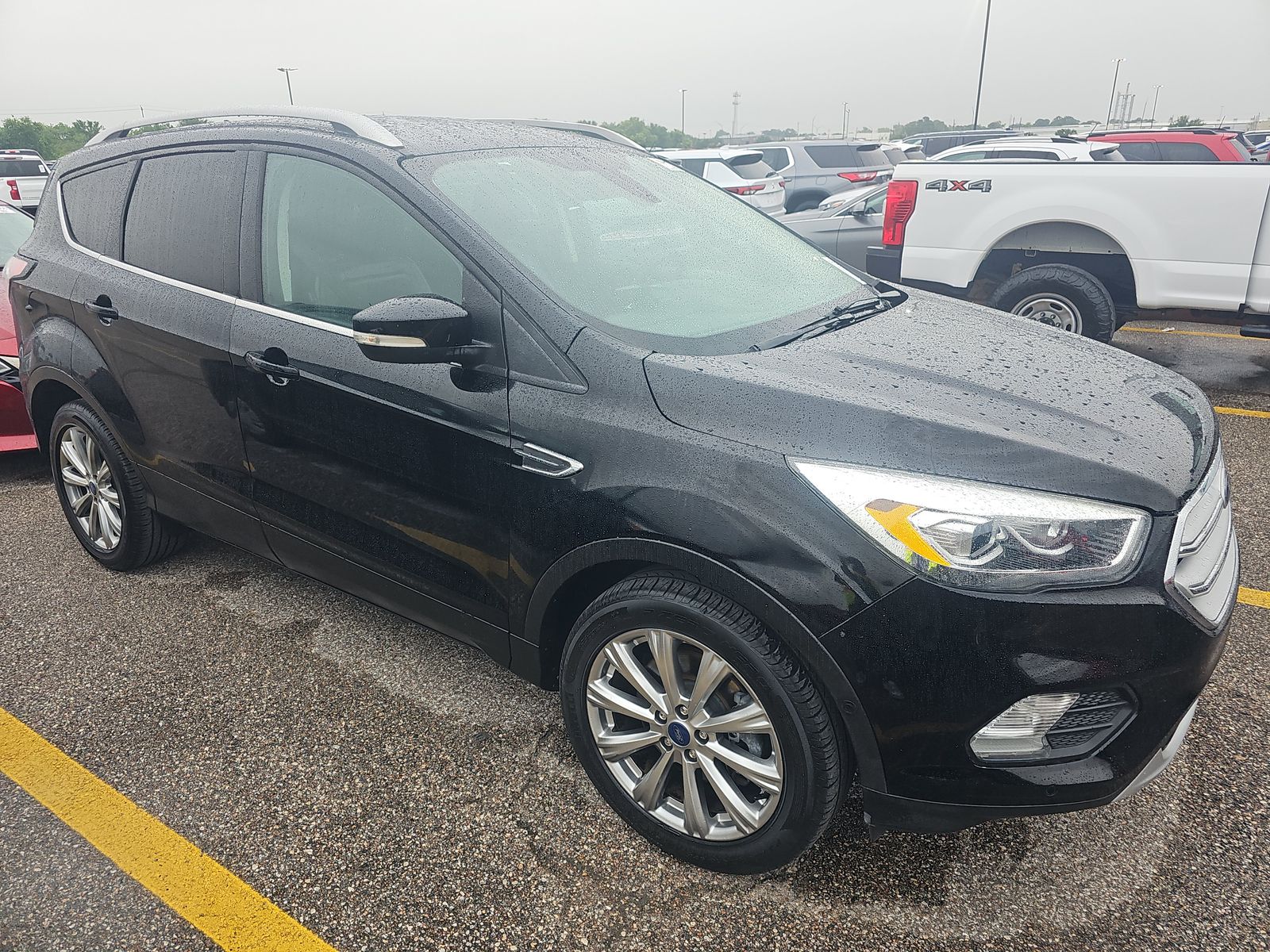 FORD ESCAPE - 4