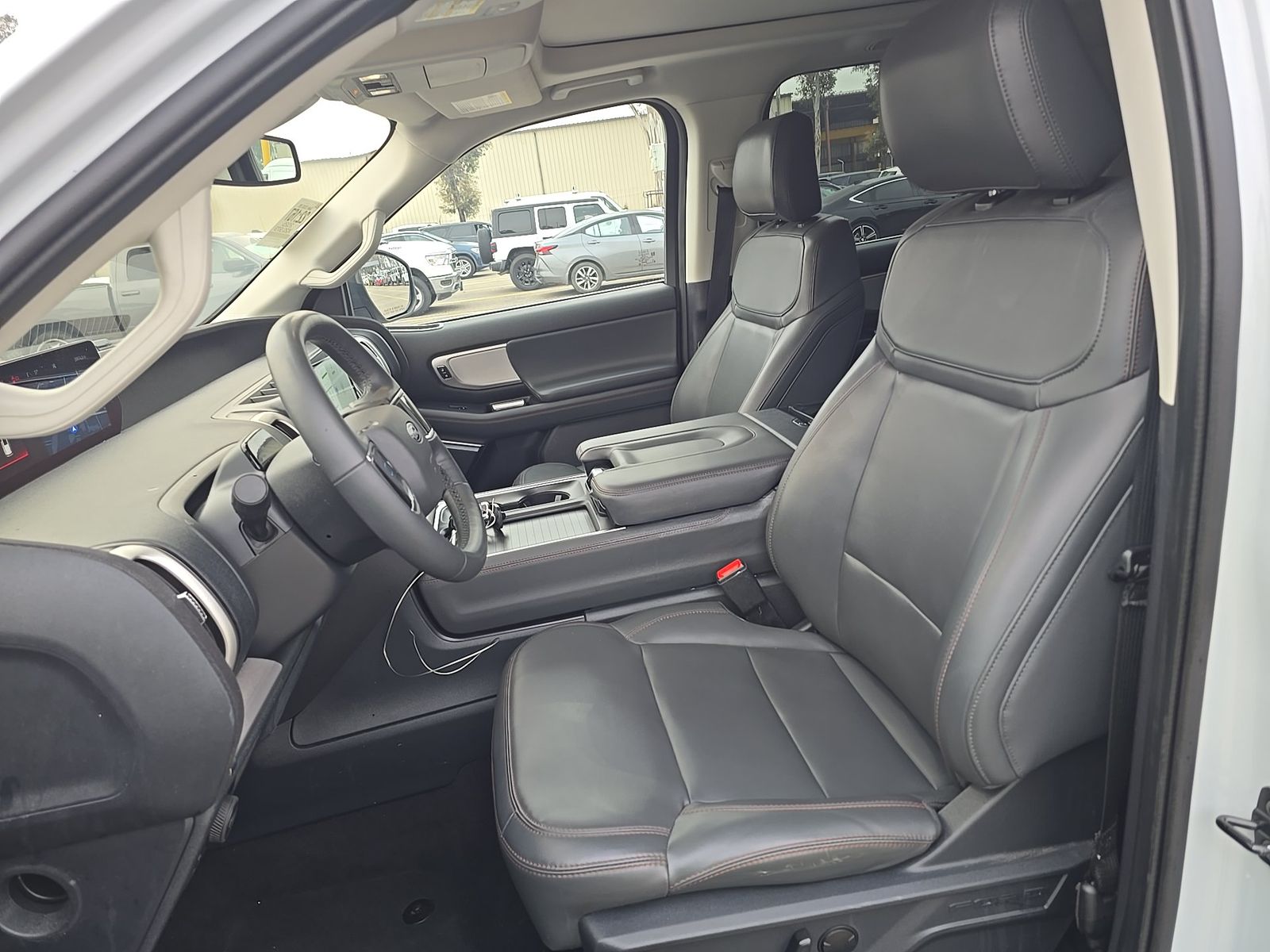 FORD EXPEDITION - 8