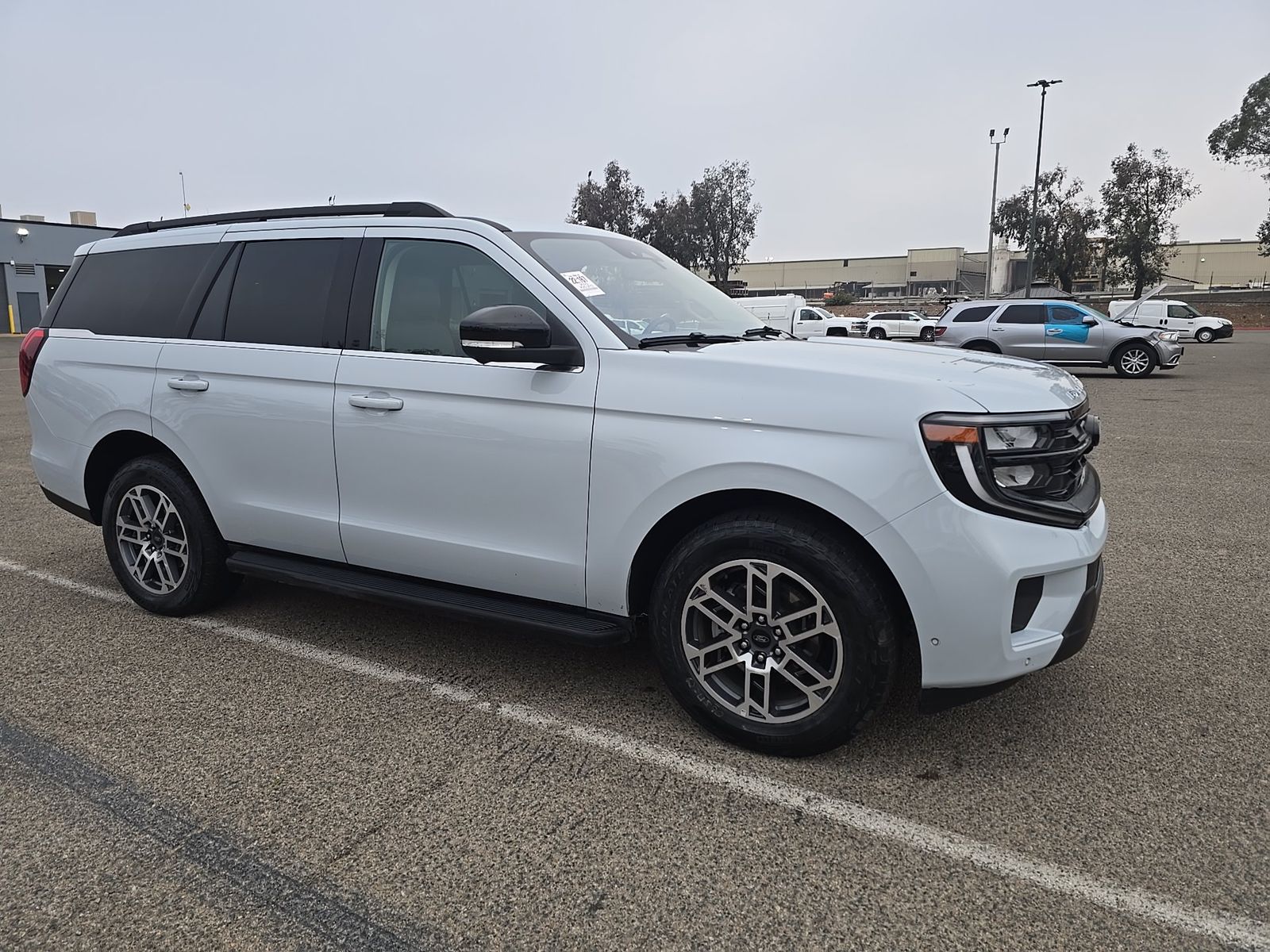 FORD EXPEDITION - 4