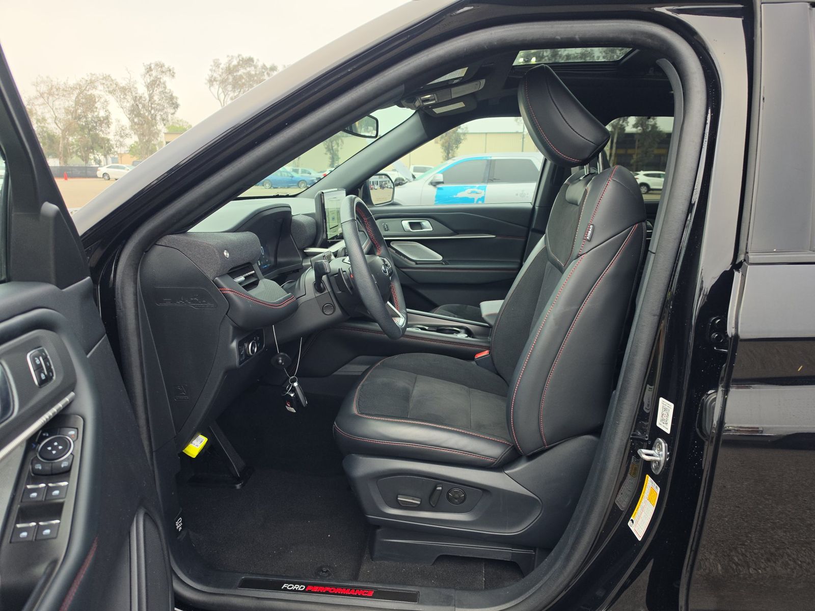 FORD EXPLORER - 8