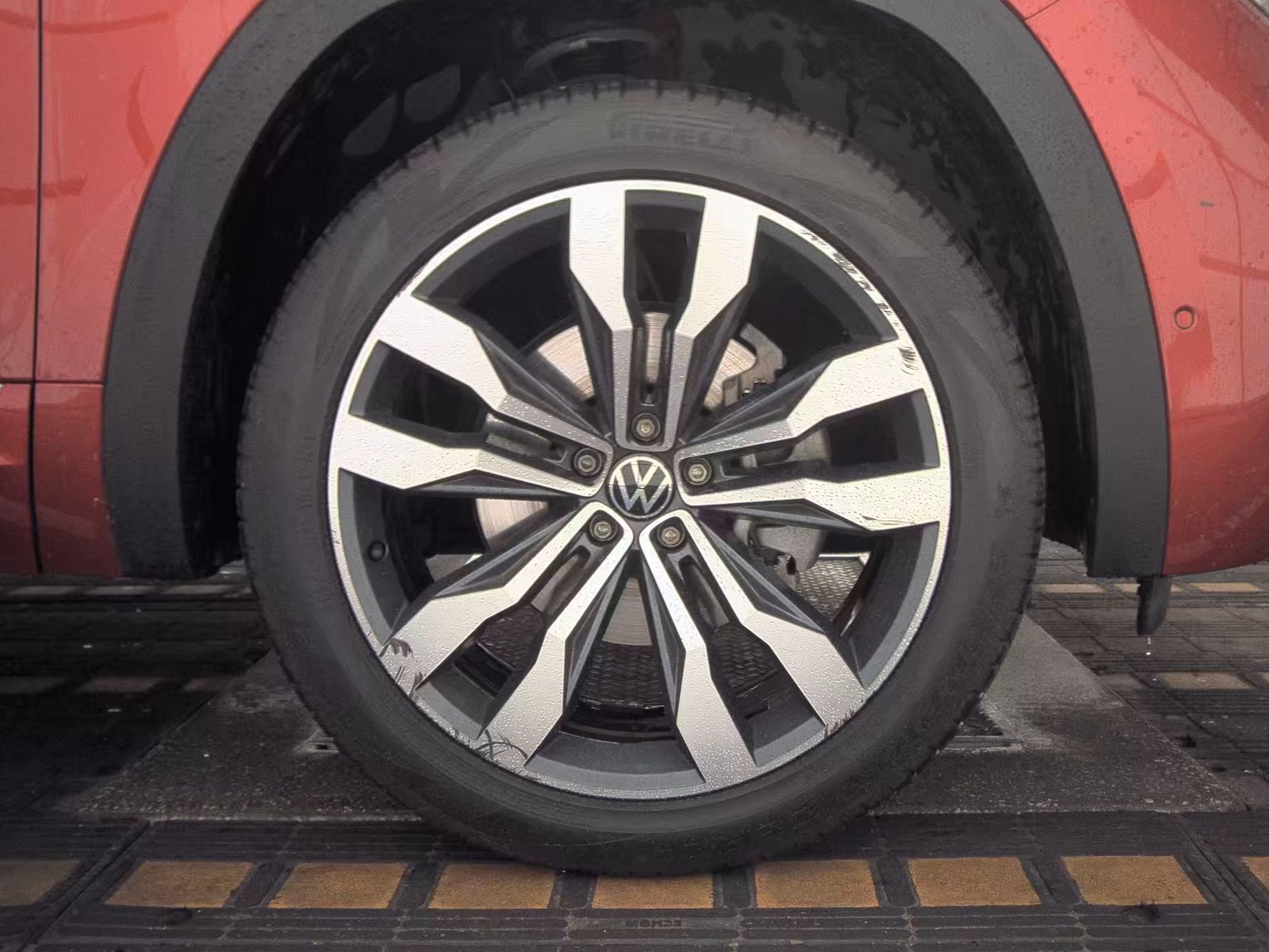 2021 Volkswagen Atlas 3.6L SEL Premium R-Line AWD