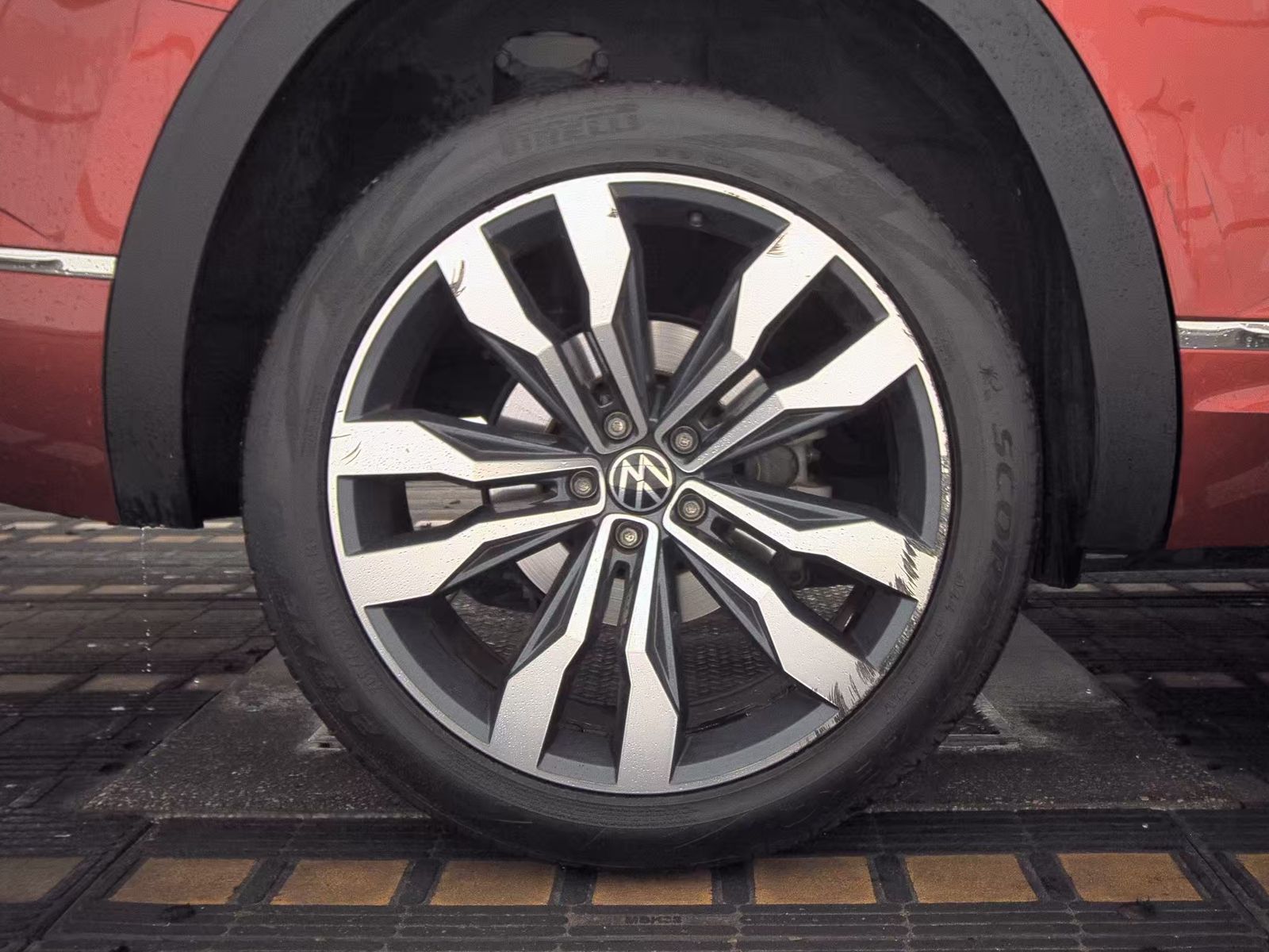 2021 Volkswagen Atlas 3.6L SEL Premium R-Line AWD