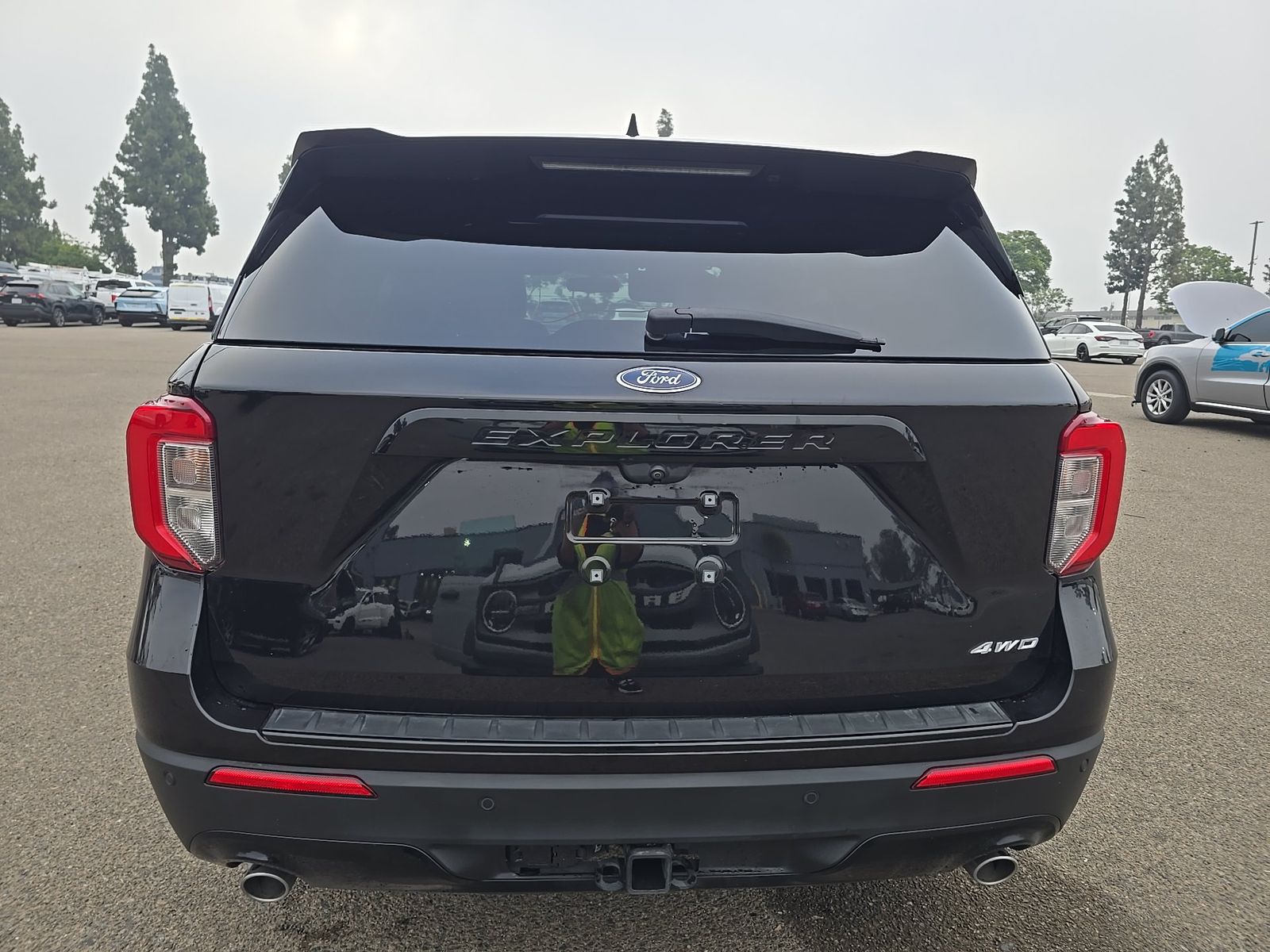 FORD EXPLORER - 6