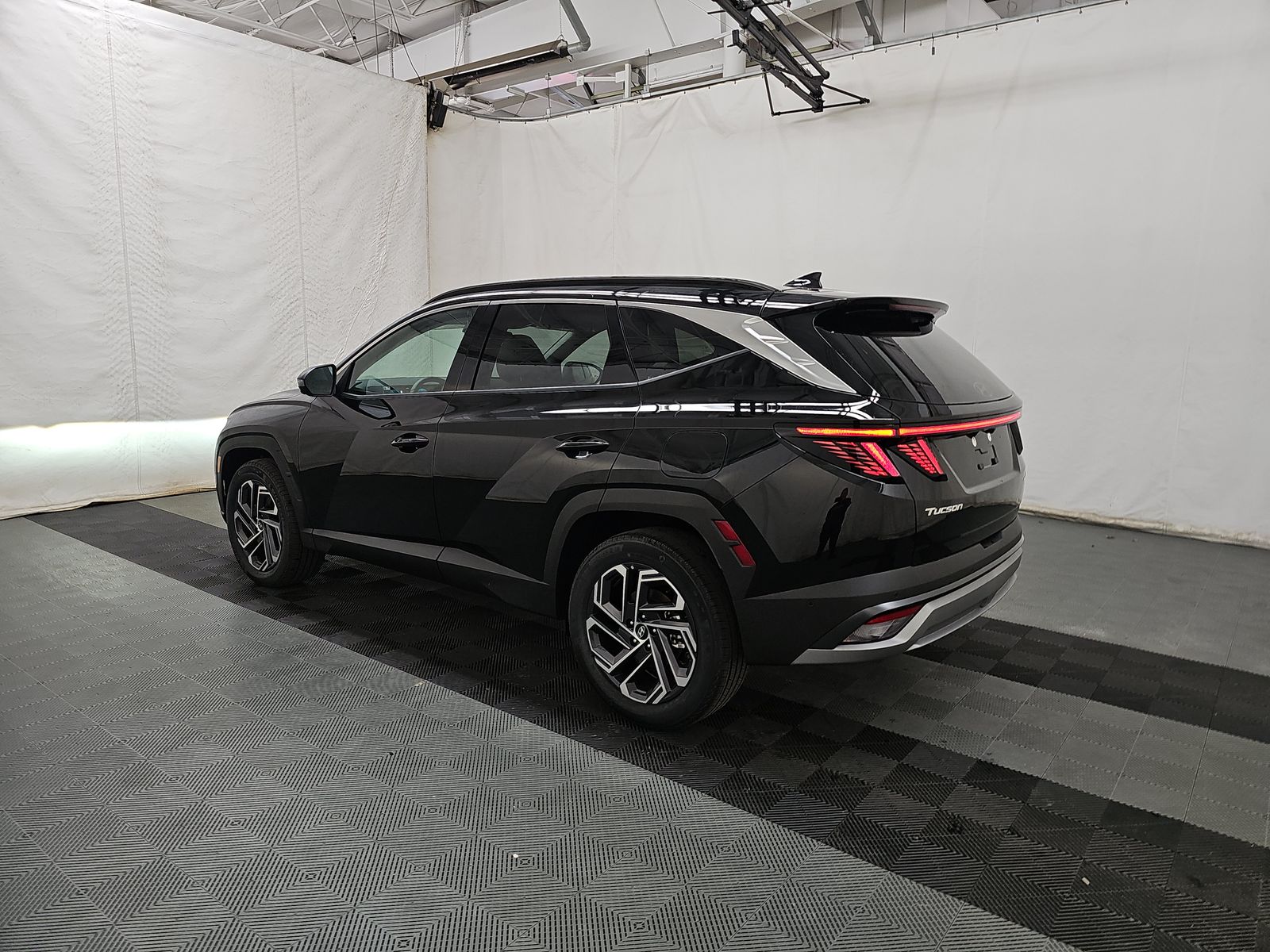 HYUNDAI TUCSON - 7