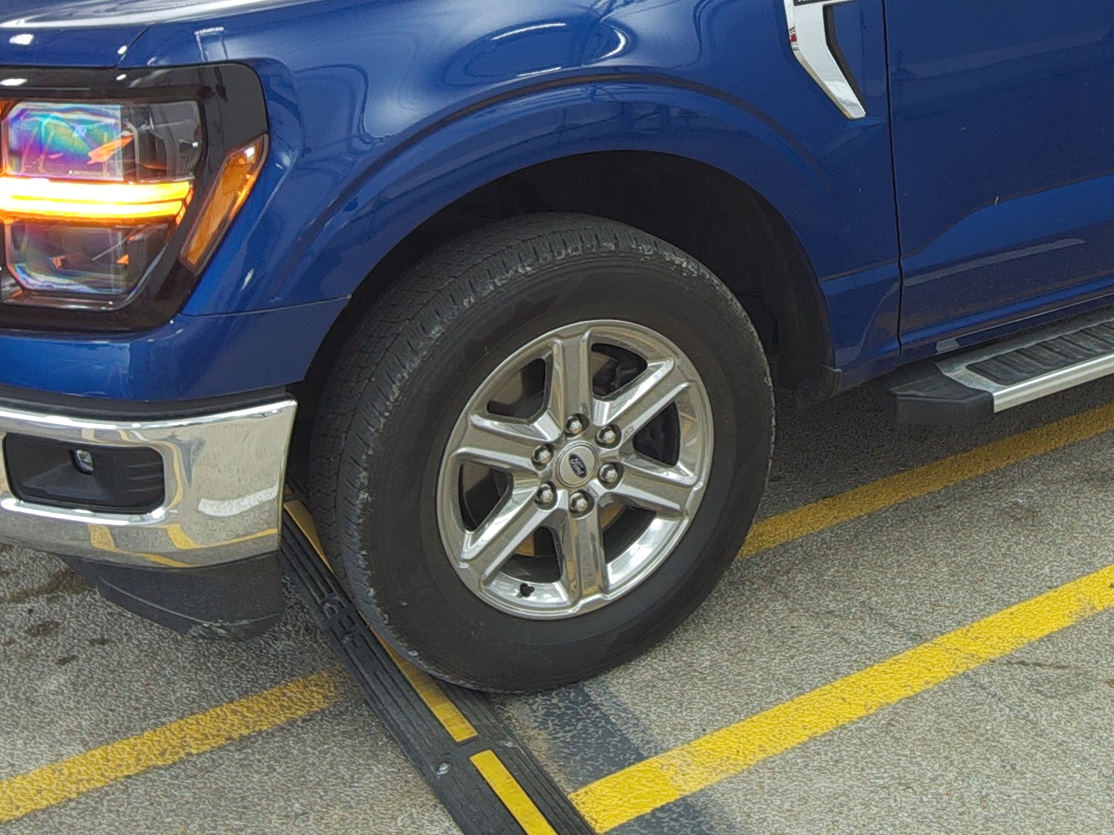 FORD F-150 - 8