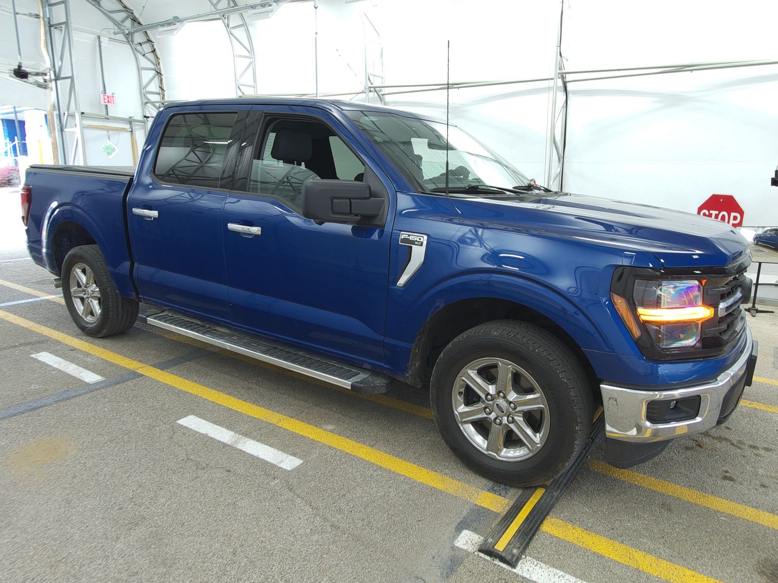 FORD F-150 - 4