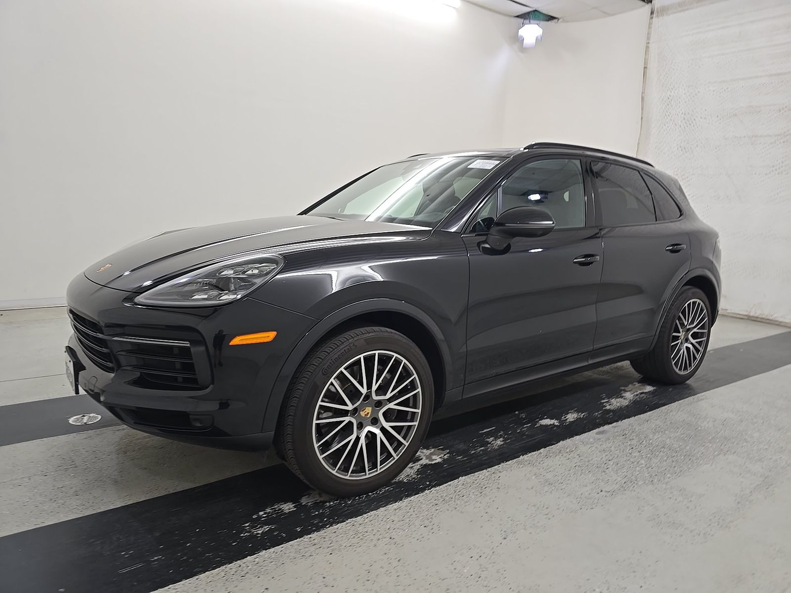 PORSCHE CAYENNE - 1