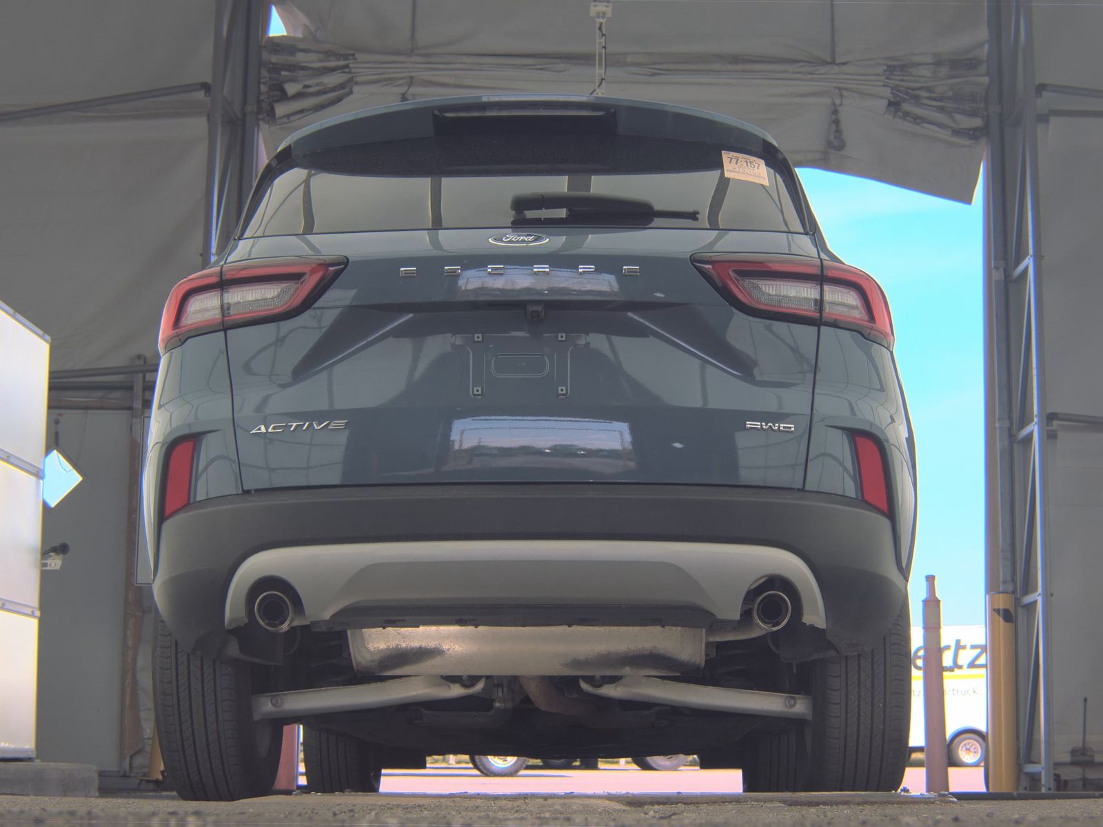 FORD ESCAPE - 8