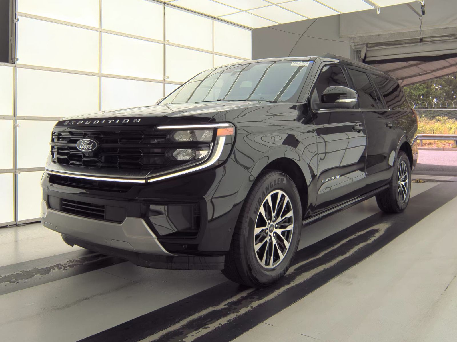 FORD EXPEDITION MAX - 1