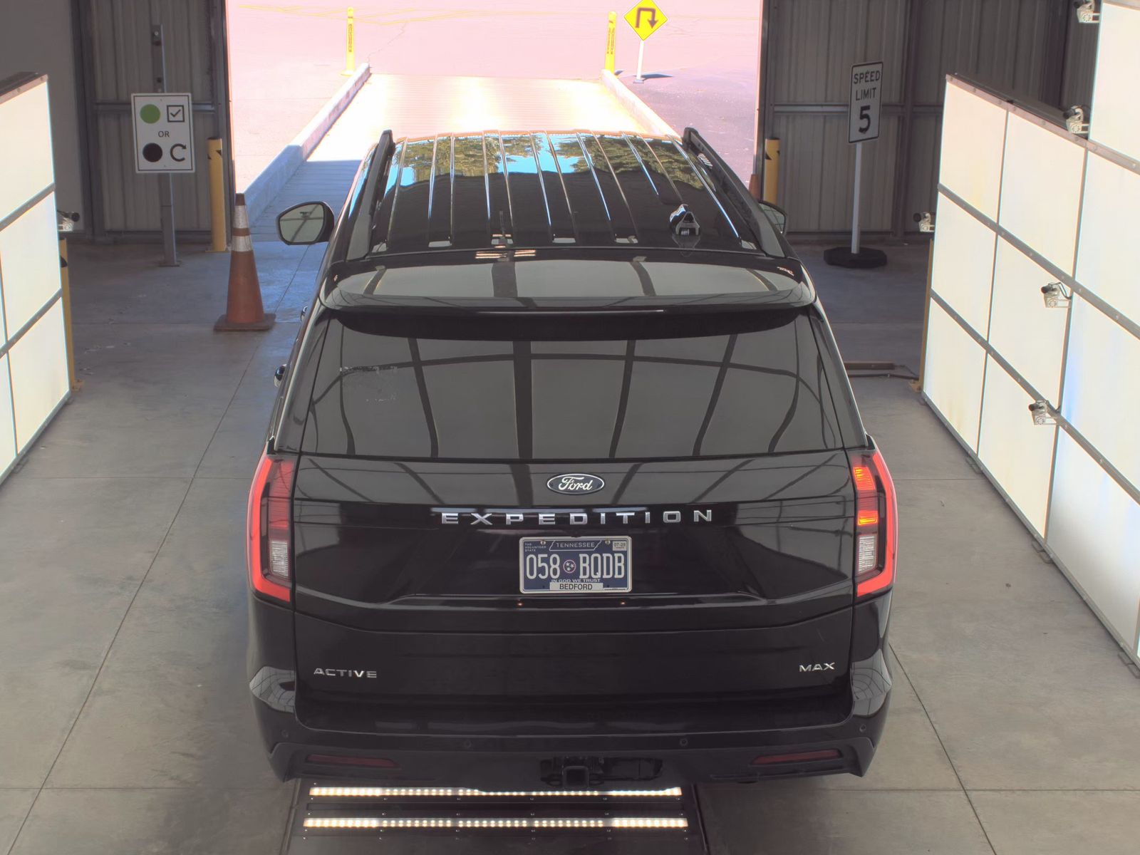 FORD EXPEDITION MAX - 7