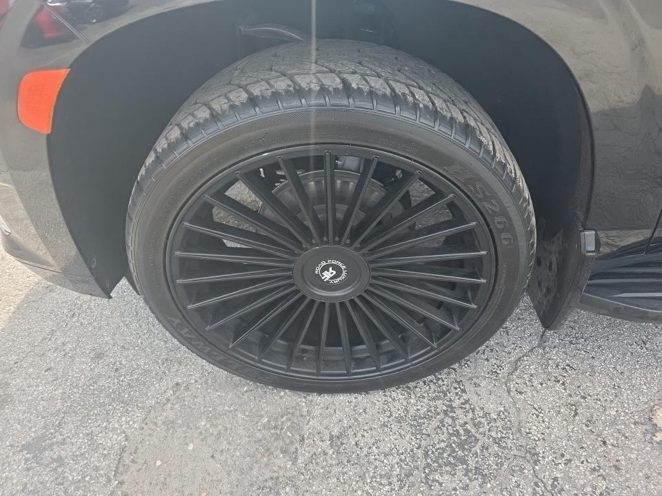 2023 Cadillac Escalade ESV Luxury RWD