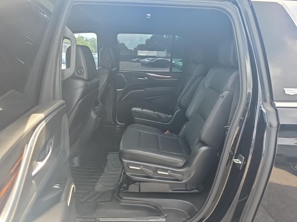 2023 Cadillac Escalade ESV Luxury RWD