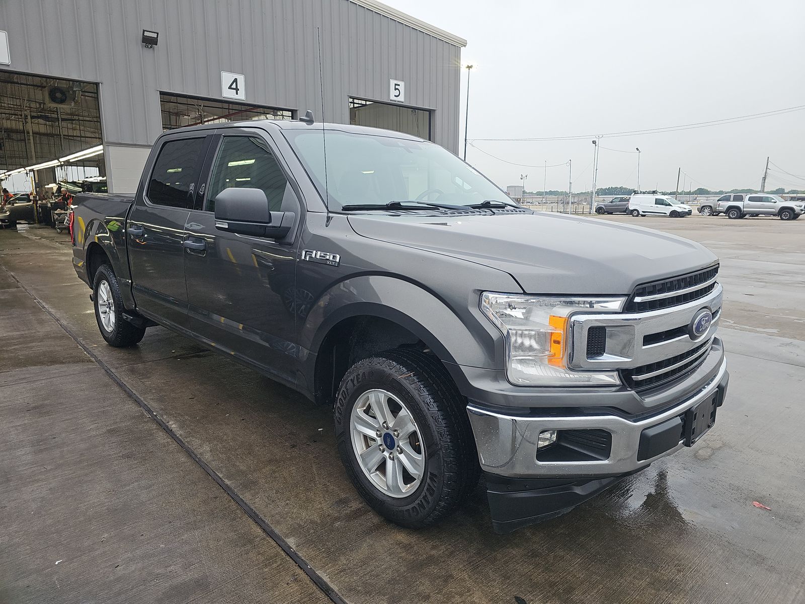 FORD F-150 - 4