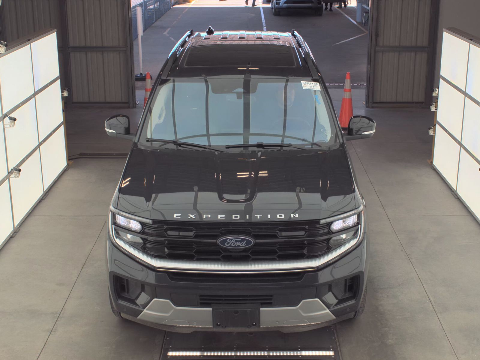 FORD EXPEDITION - 3