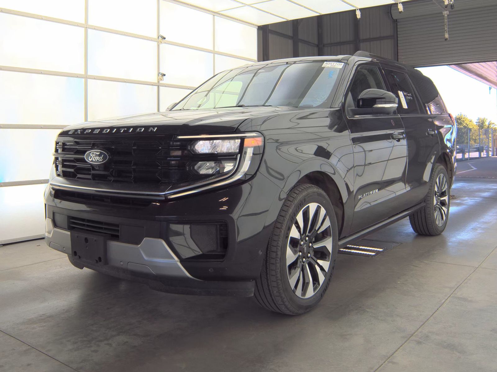 FORD EXPEDITION - 1