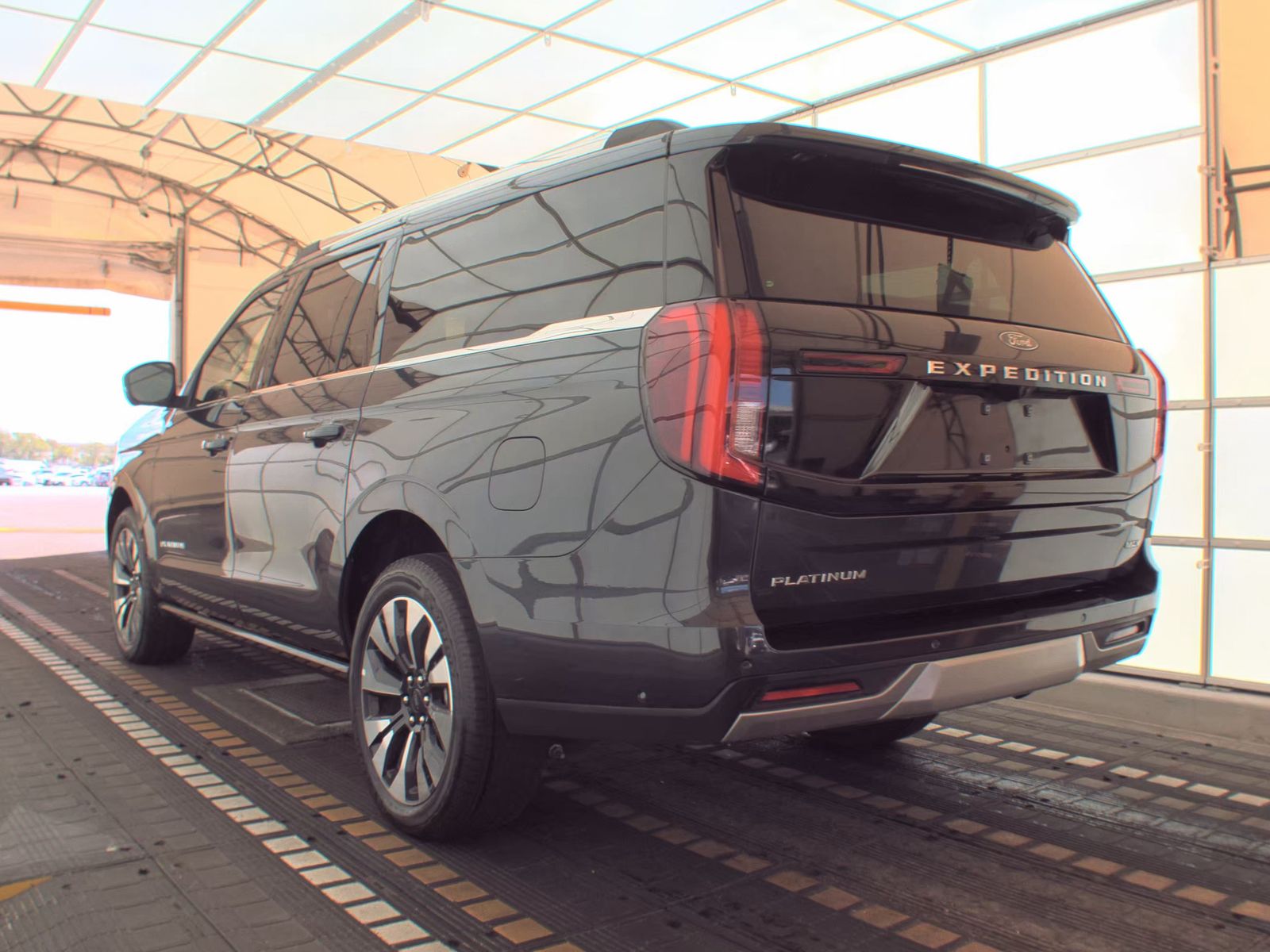 FORD EXPEDITION MAX - 9
