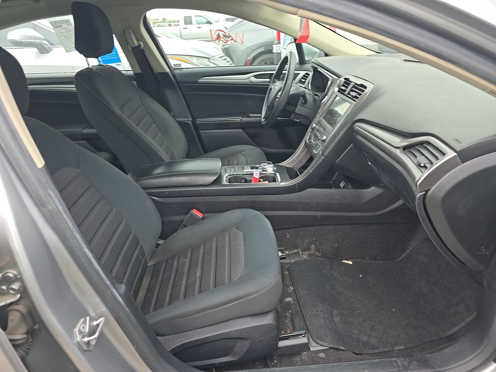 FORD FUSION - 9