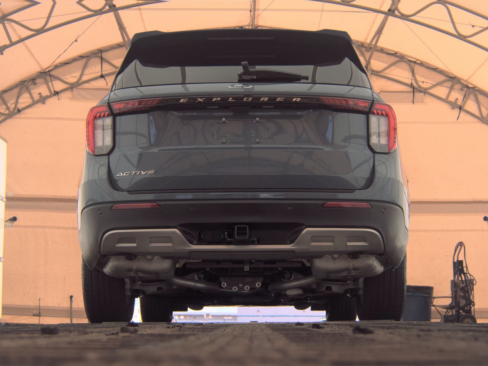 FORD EXPLORER - 8