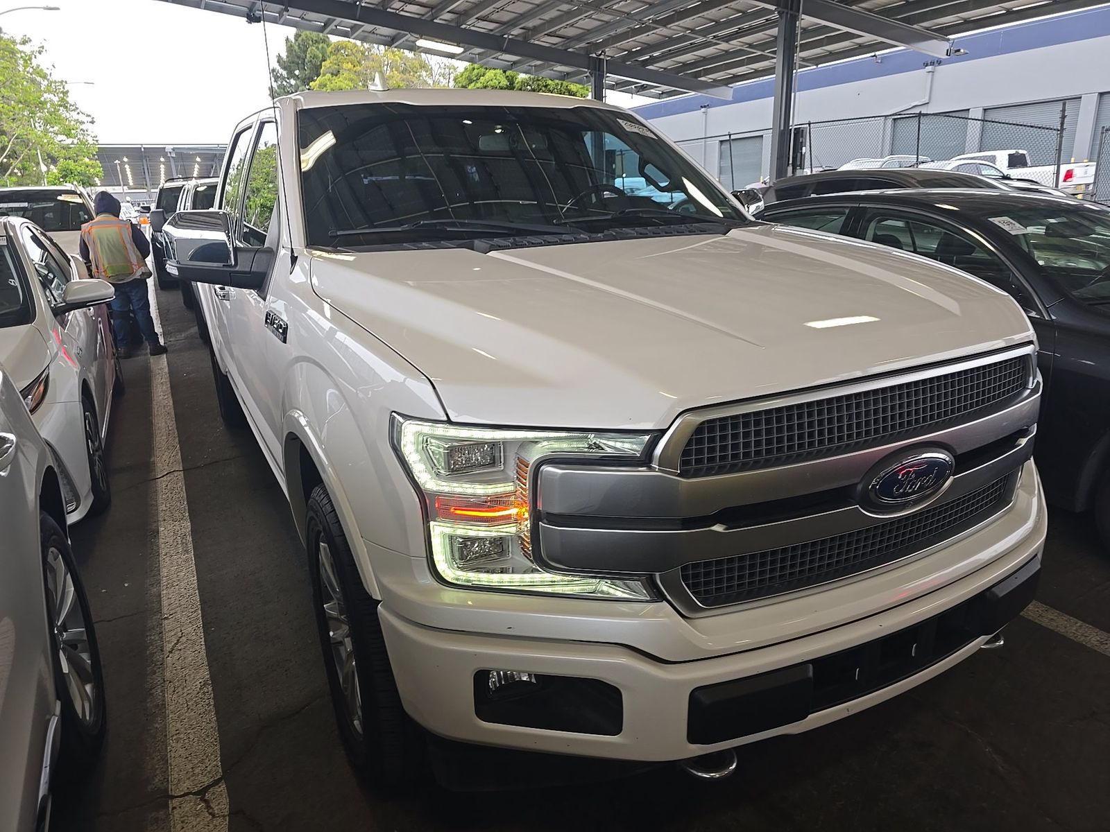 FORD F-150 - 4
