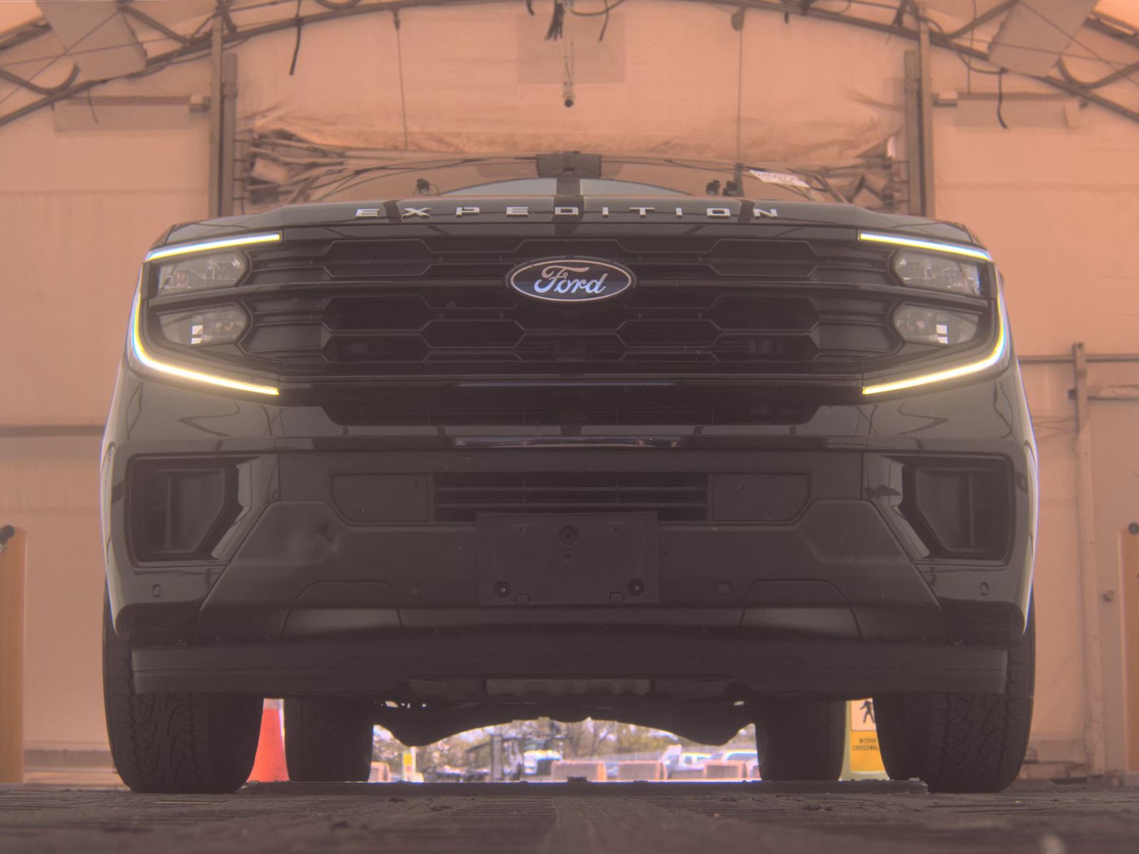 FORD EXPEDITION MAX - 4