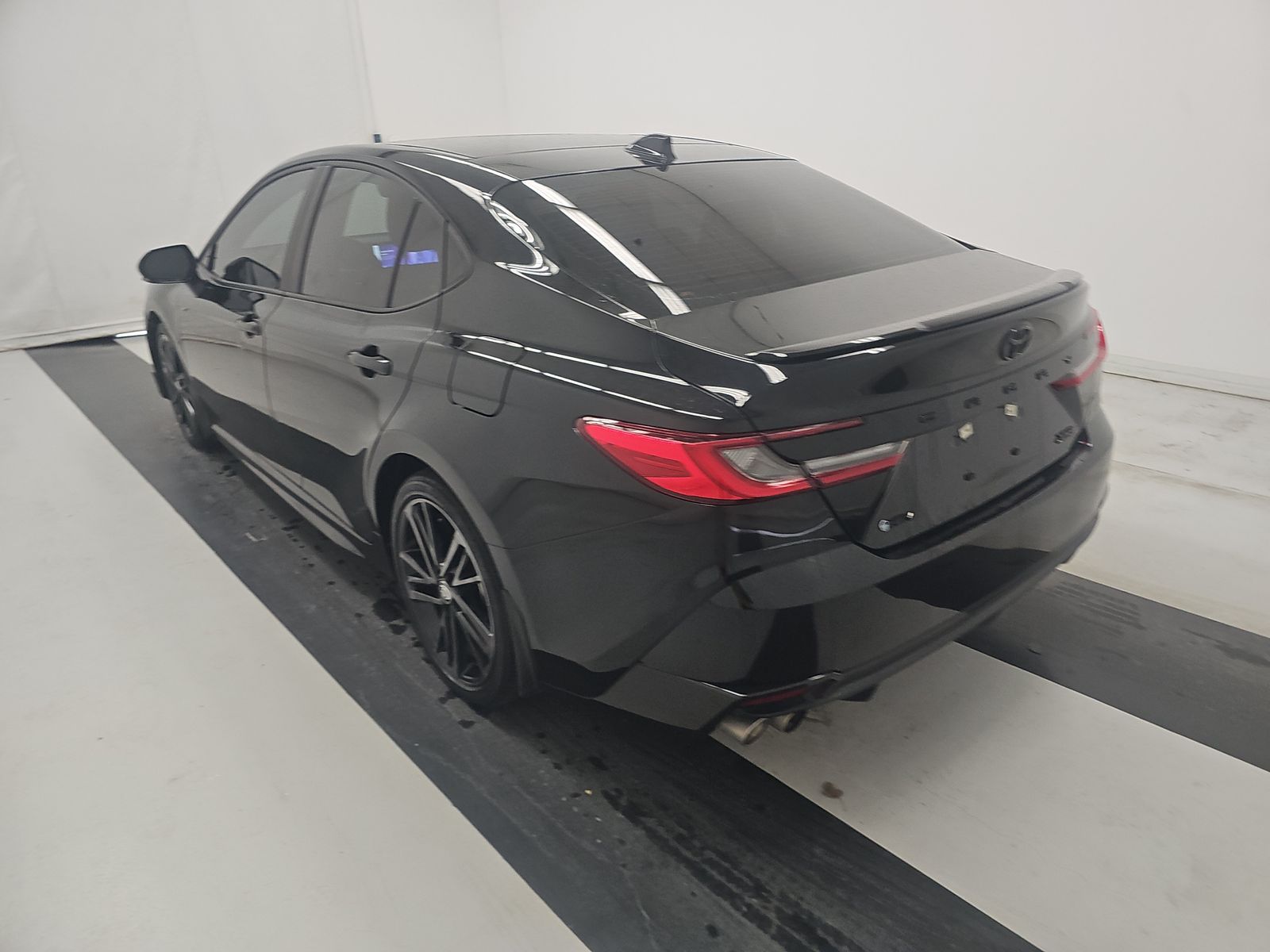 TOYOTA CAMRY - 7