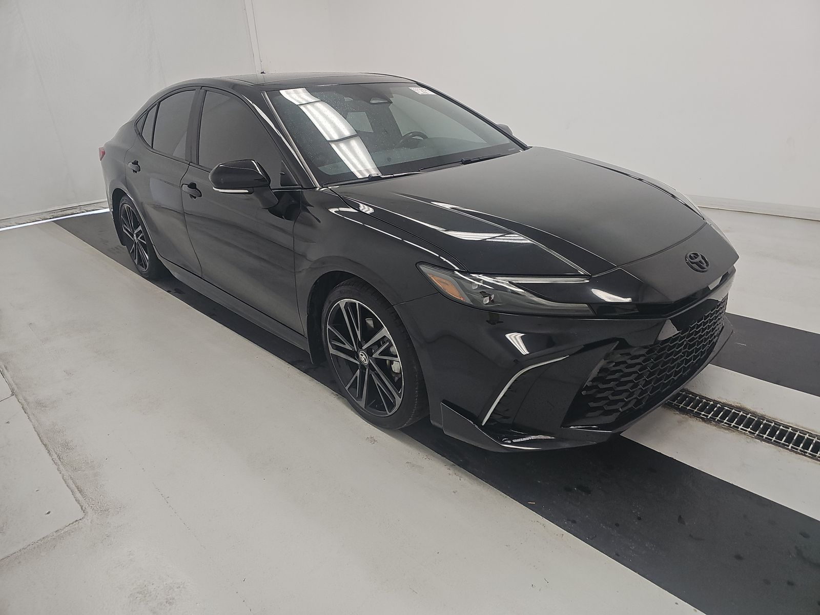TOYOTA CAMRY - 4