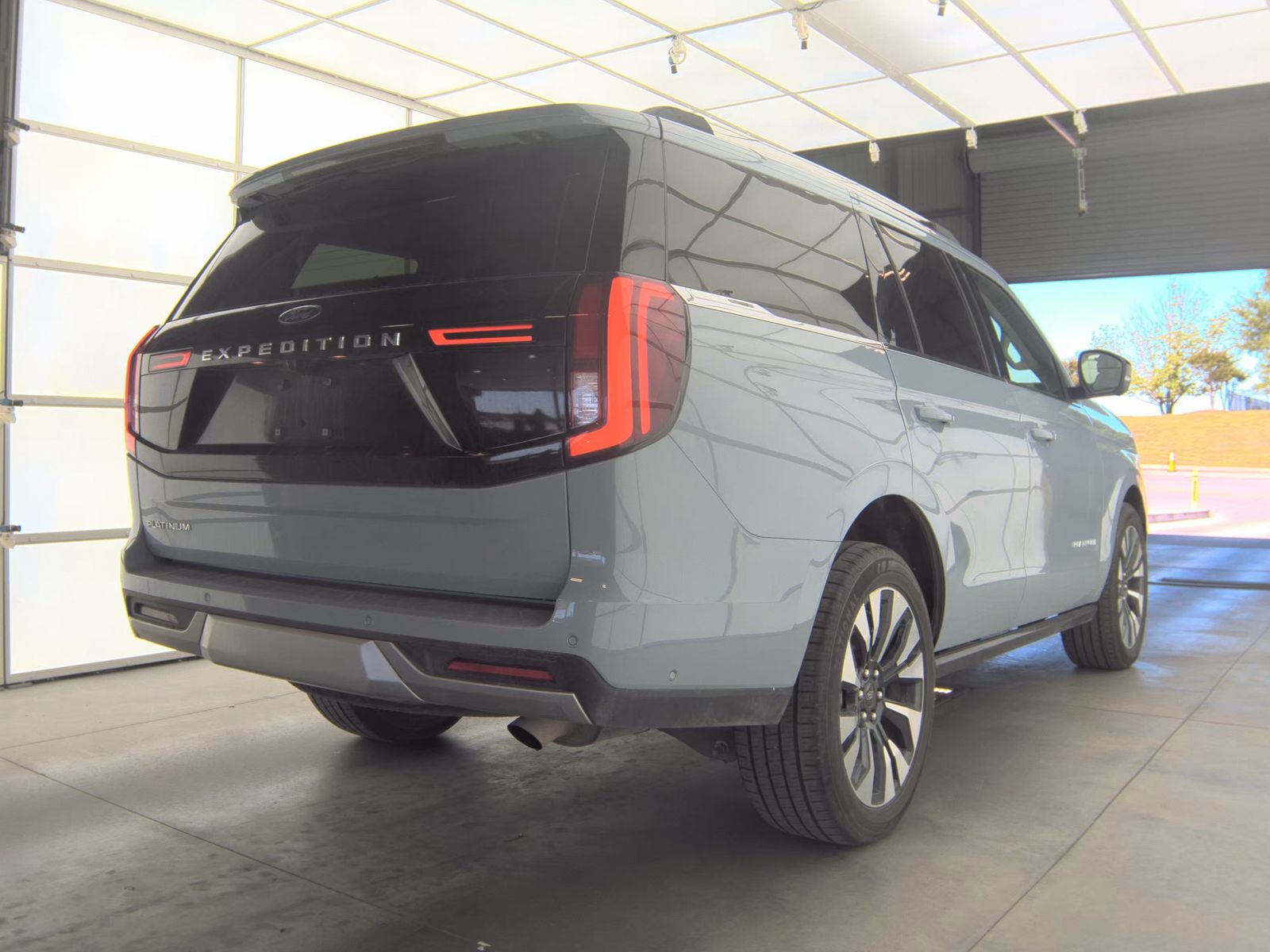FORD EXPEDITION - 6